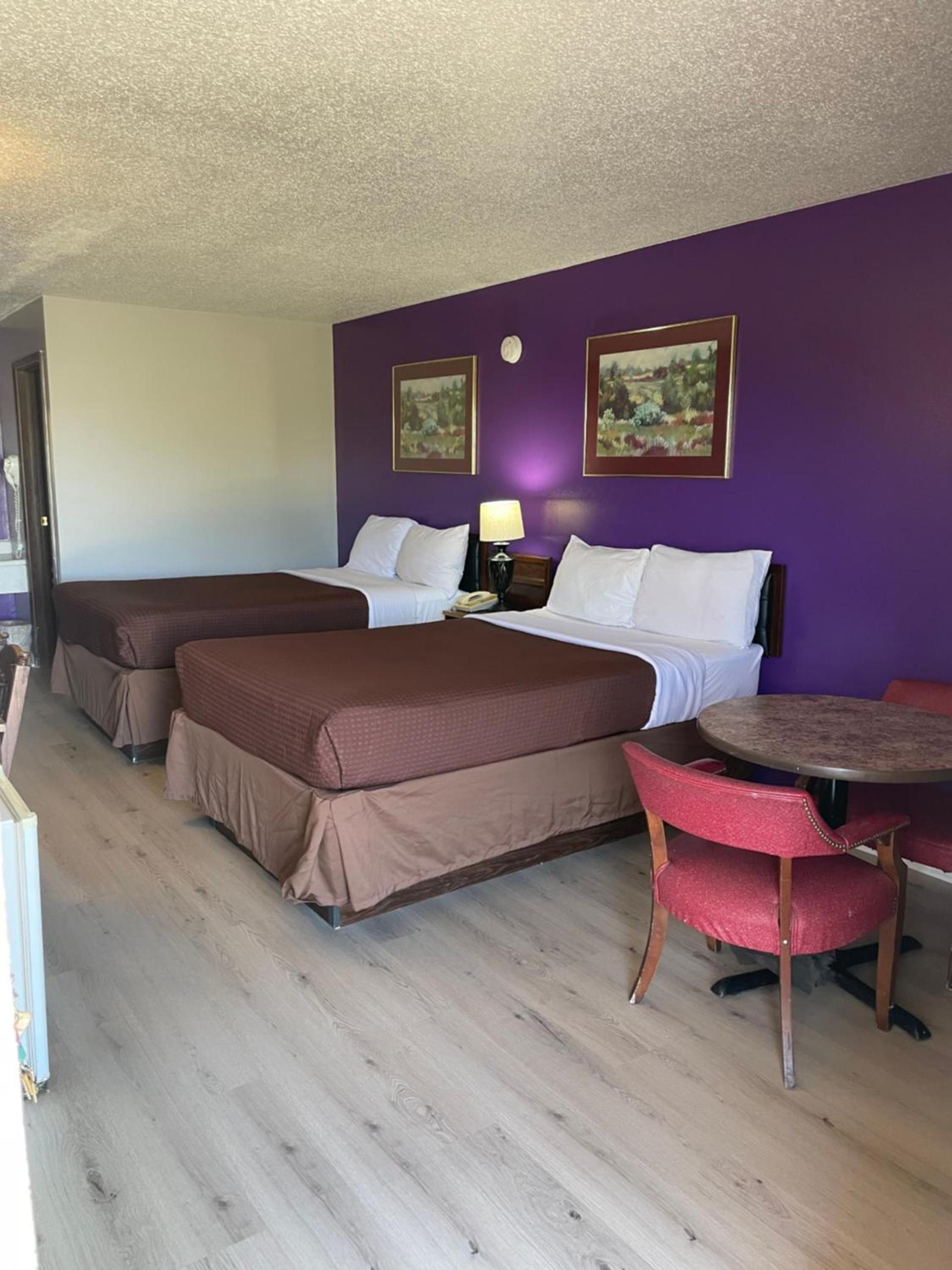 Budget Host Inn photo 3