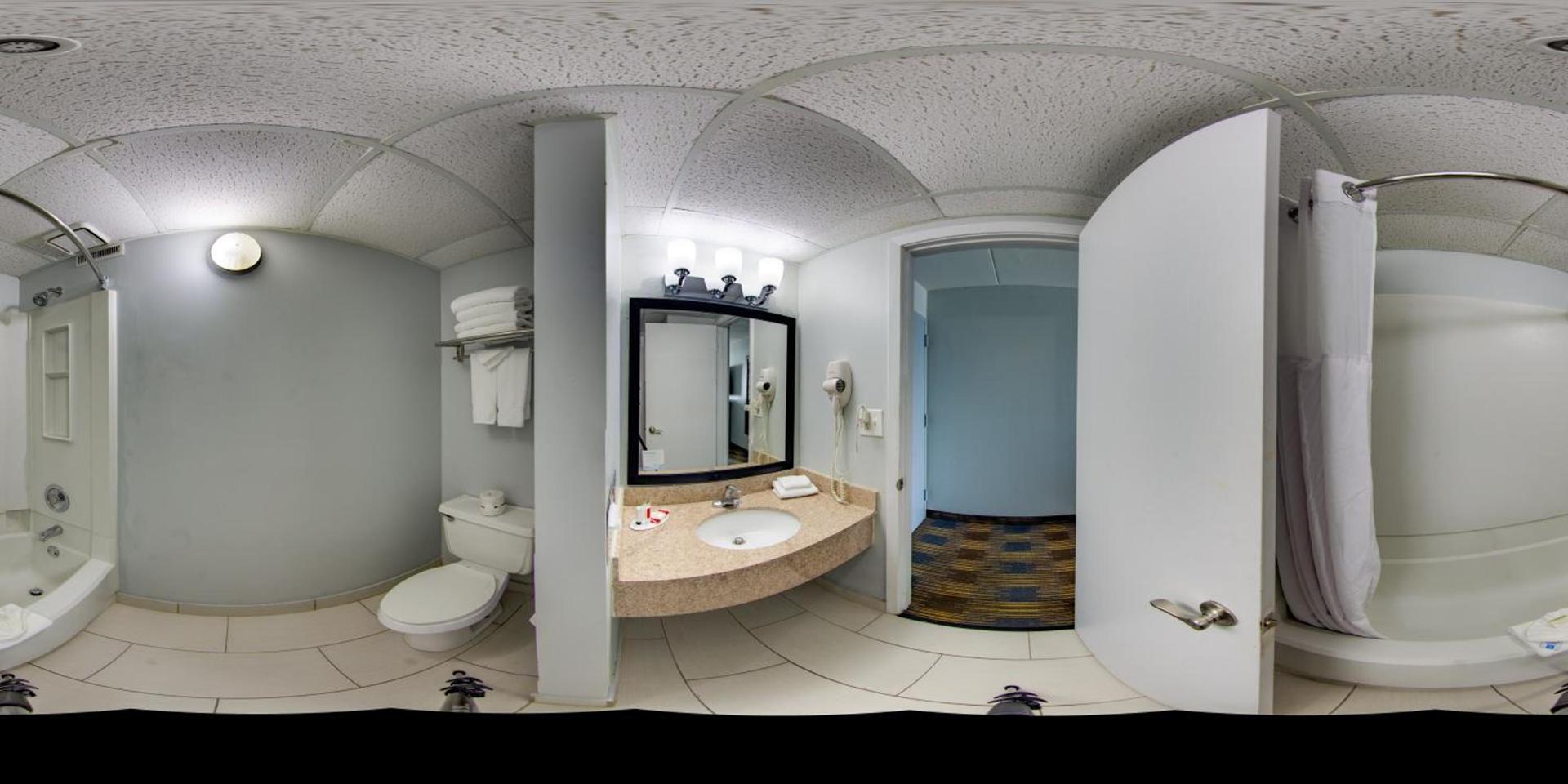 Baymont by Wyndham - Chicago - Addison - O'Hare photo 16