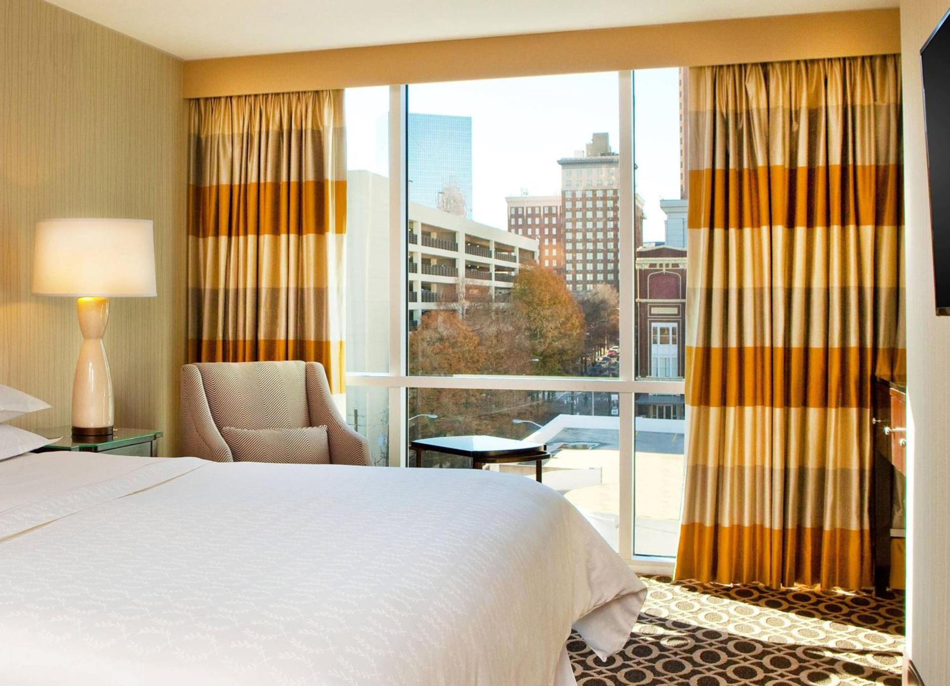Courtland Grand Hotel, Trademark Collection by Wyndham photo 85