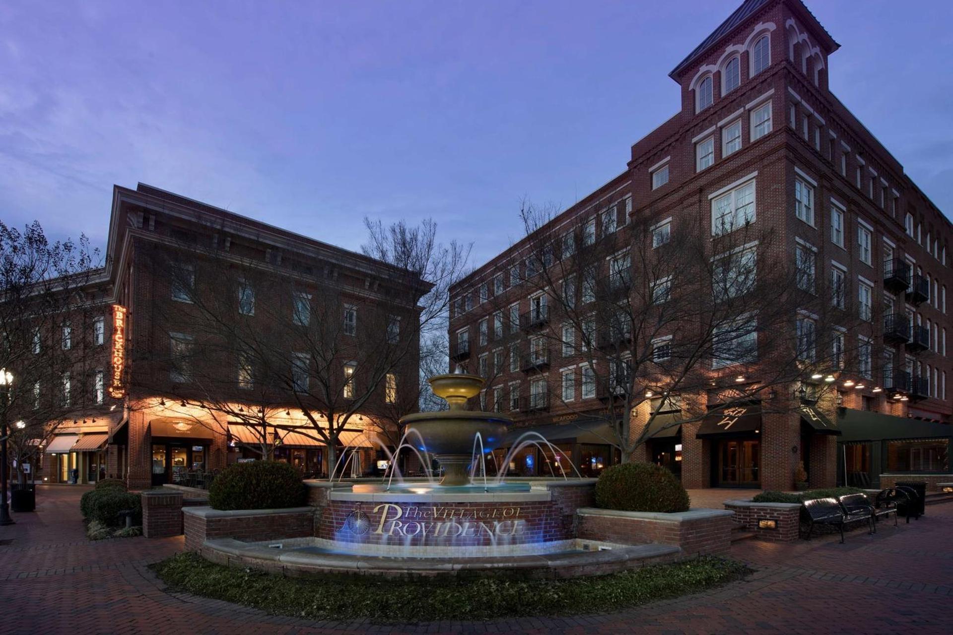 Hampton Inn Huntsville/Village of Providence, AL photo 2