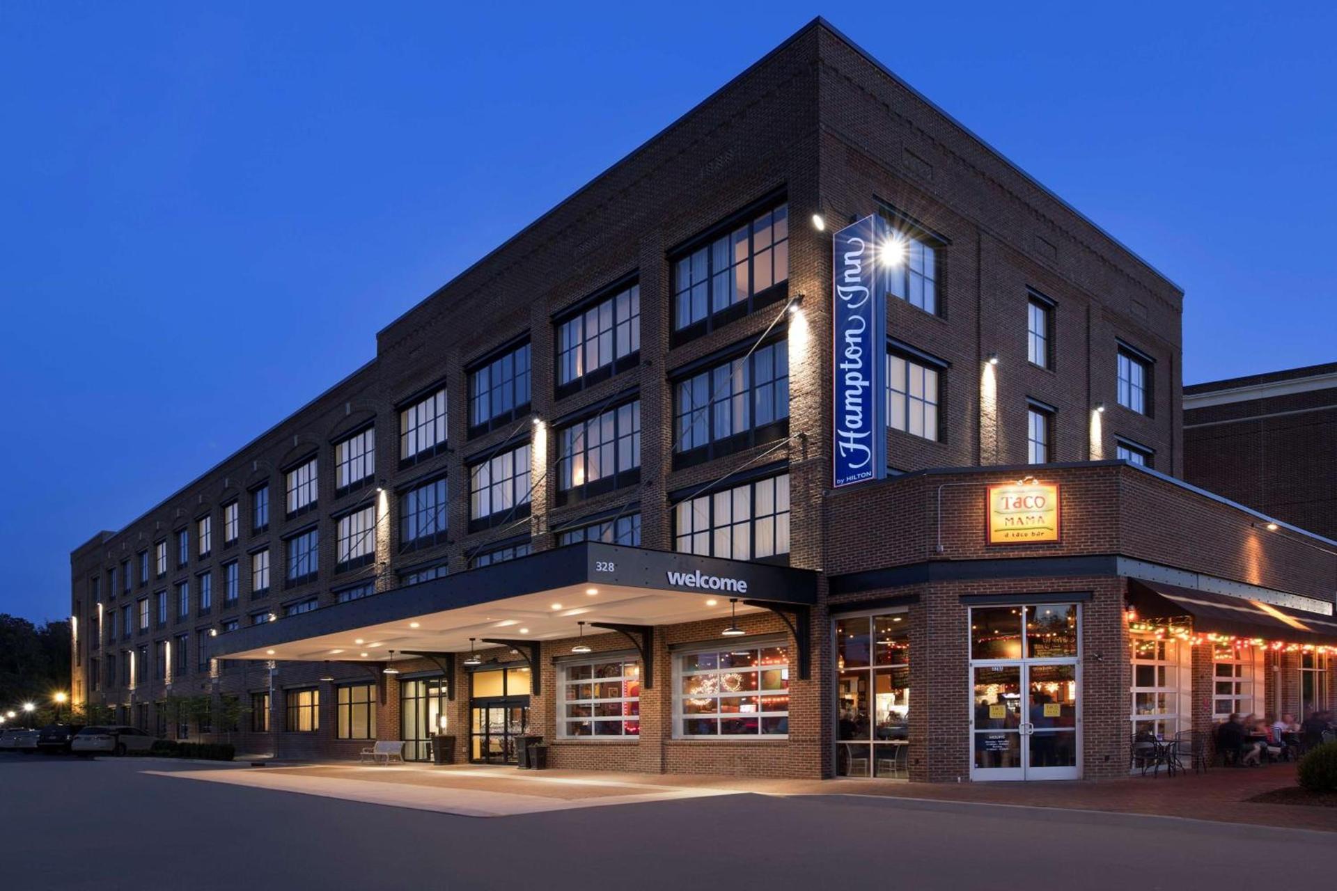 Hampton Inn Huntsville/Village of Providence, AL photo 12