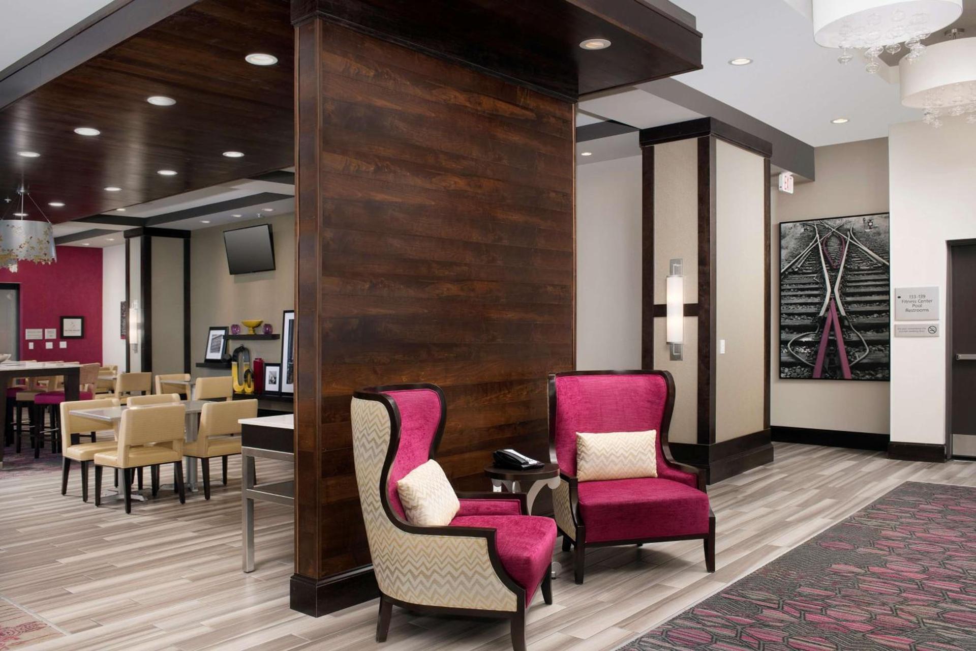 Hampton Inn Huntsville/Village of Providence, AL photo 3