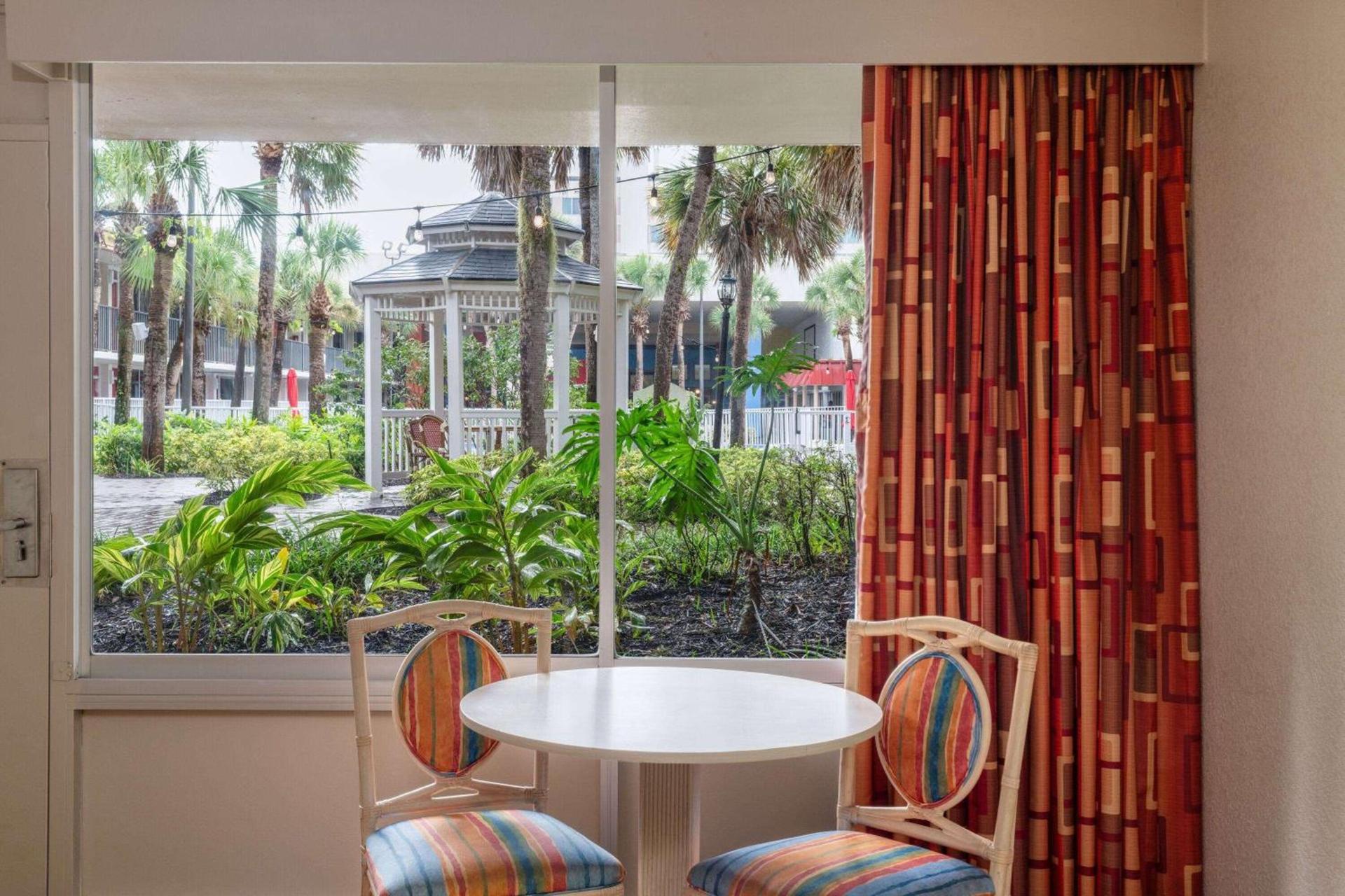 Ramada by Wyndham Kissimmee Gateway - Free Theme Park Shuttle photo 61