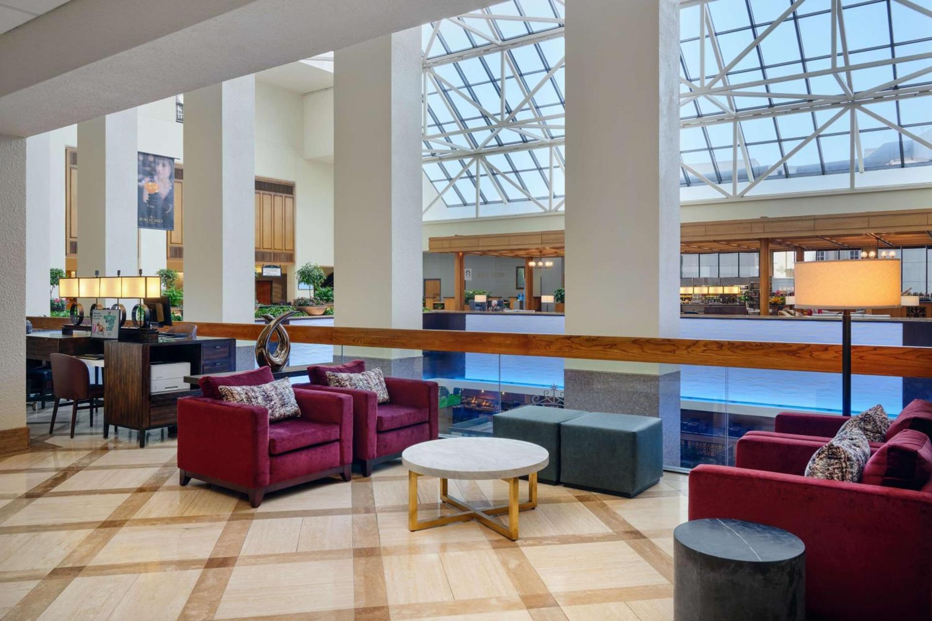 Hilton New Orleans Riverside photo 8