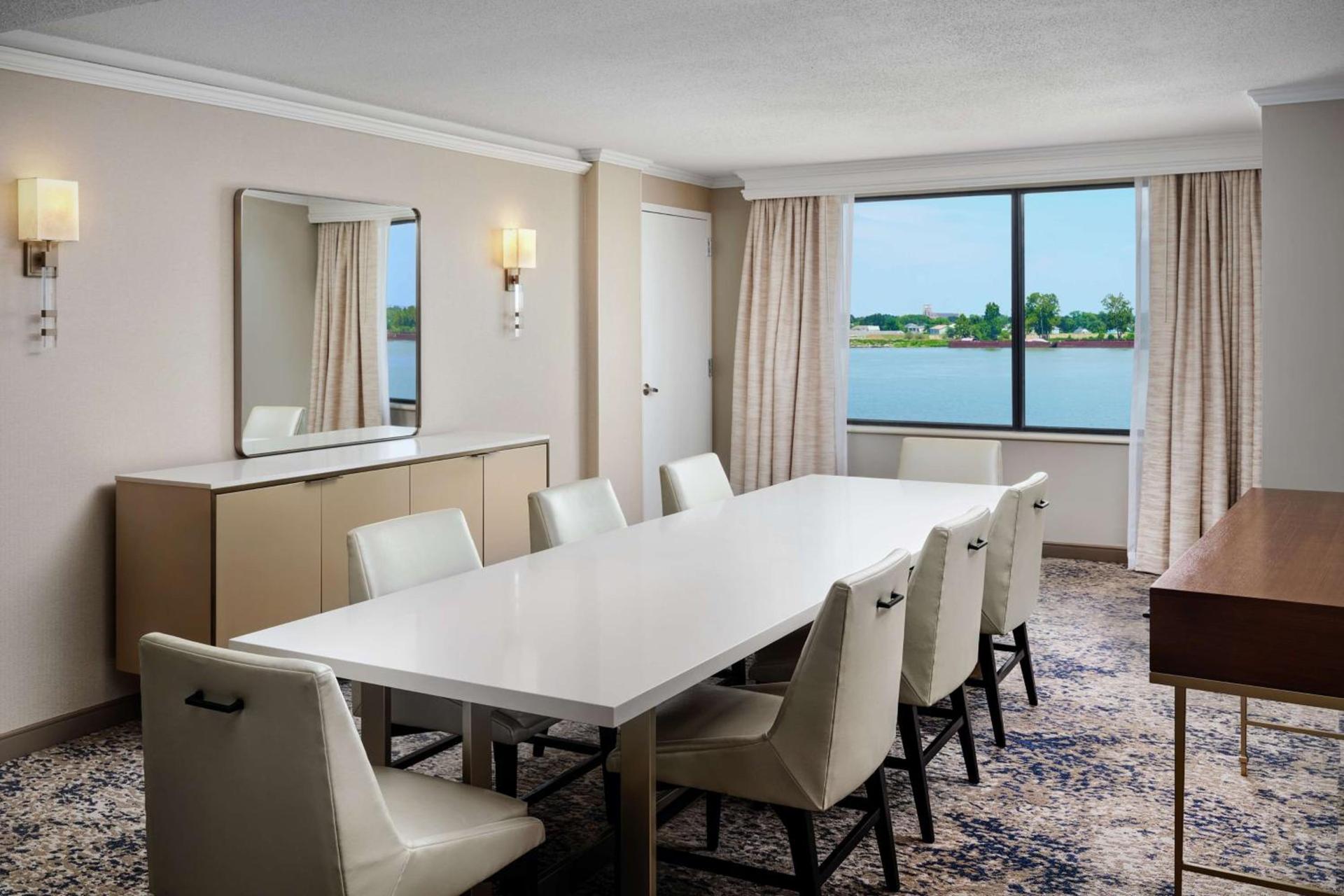 Hilton New Orleans Riverside photo 36