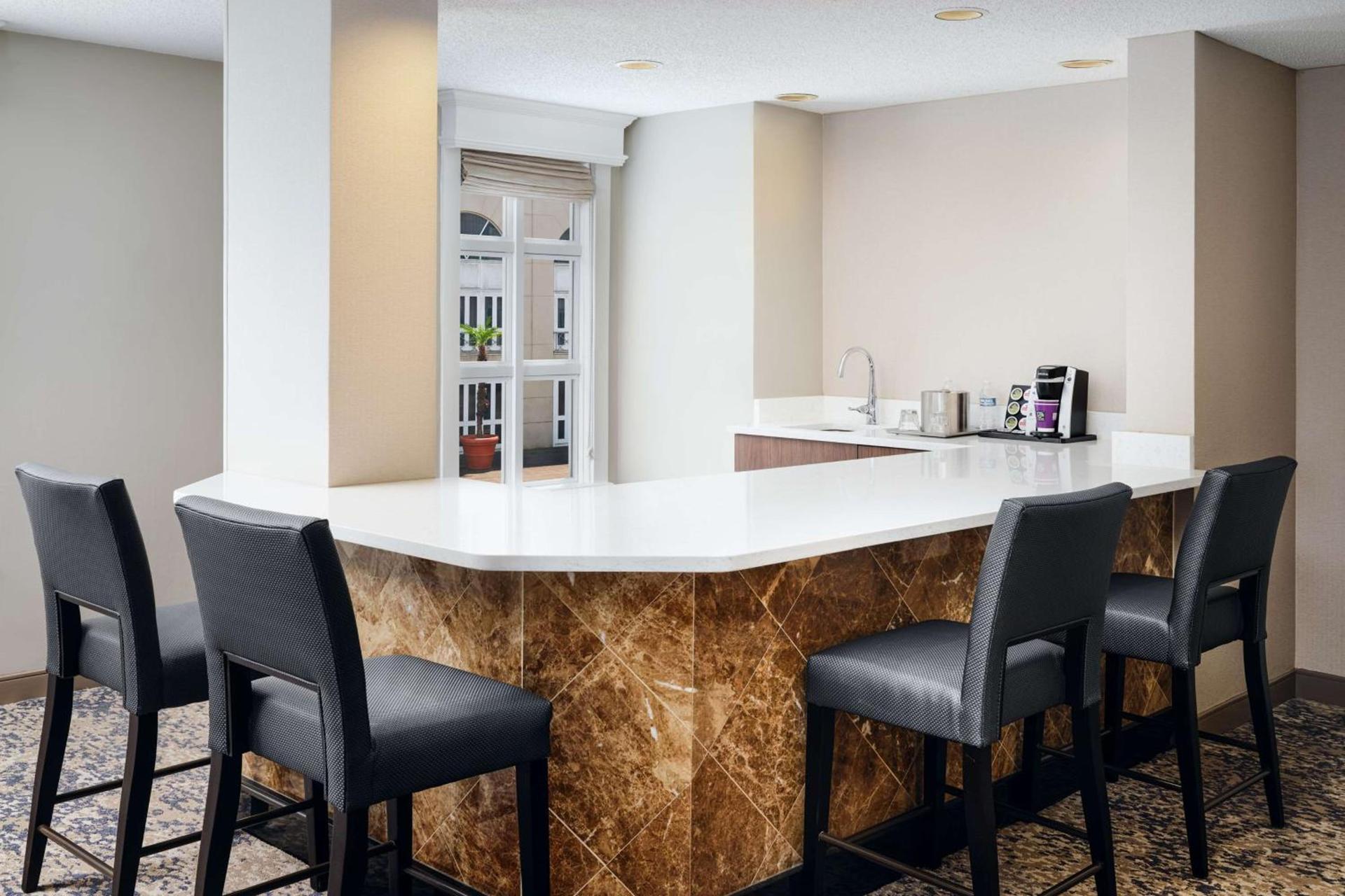 Hilton New Orleans Riverside photo 42