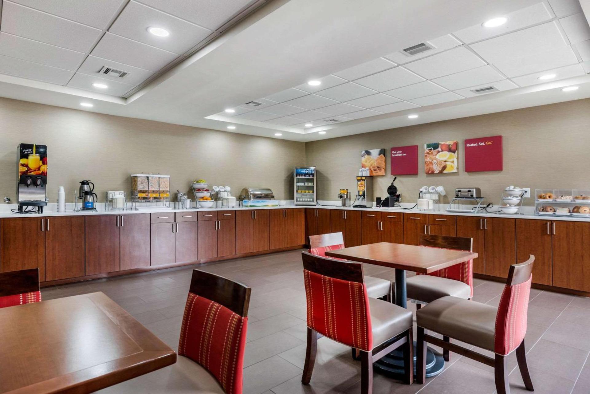 Comfort Suites Lafayette University Area photo 5