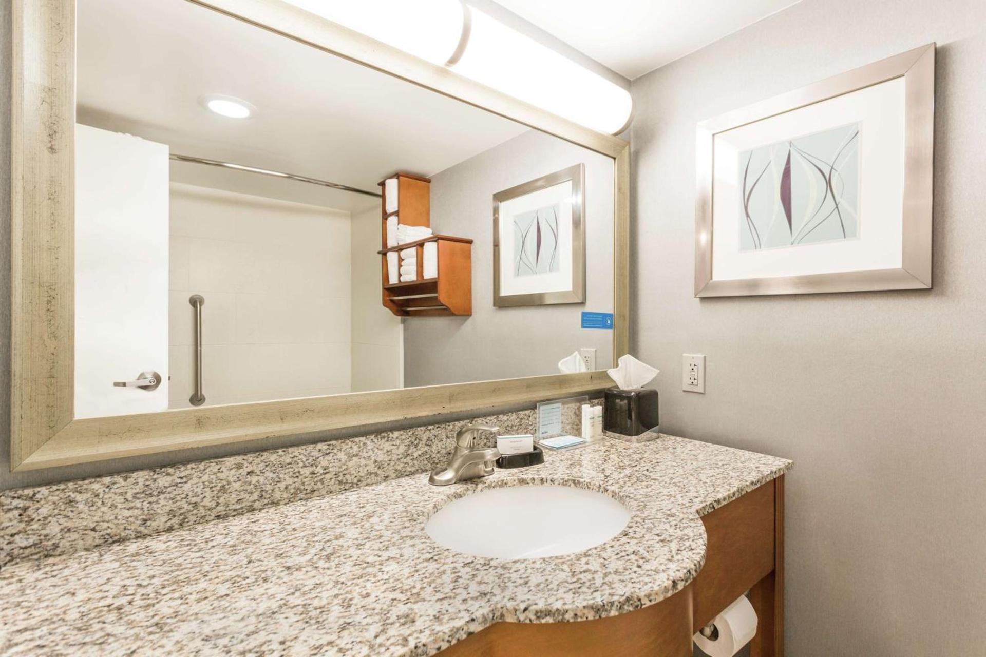 Hampton Inn Morehead City photo 19