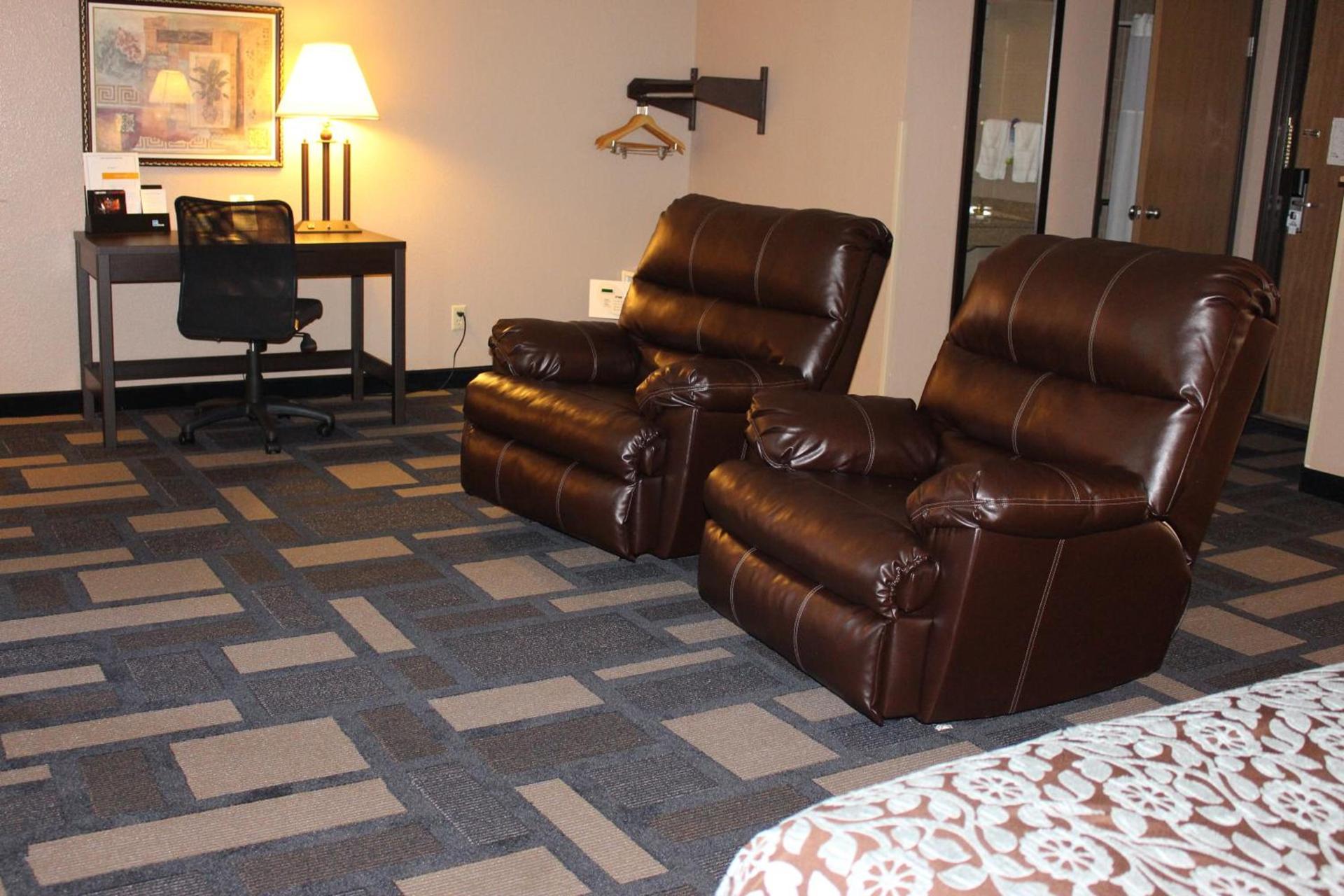 Days Inn by Wyndham Watertown photo 37