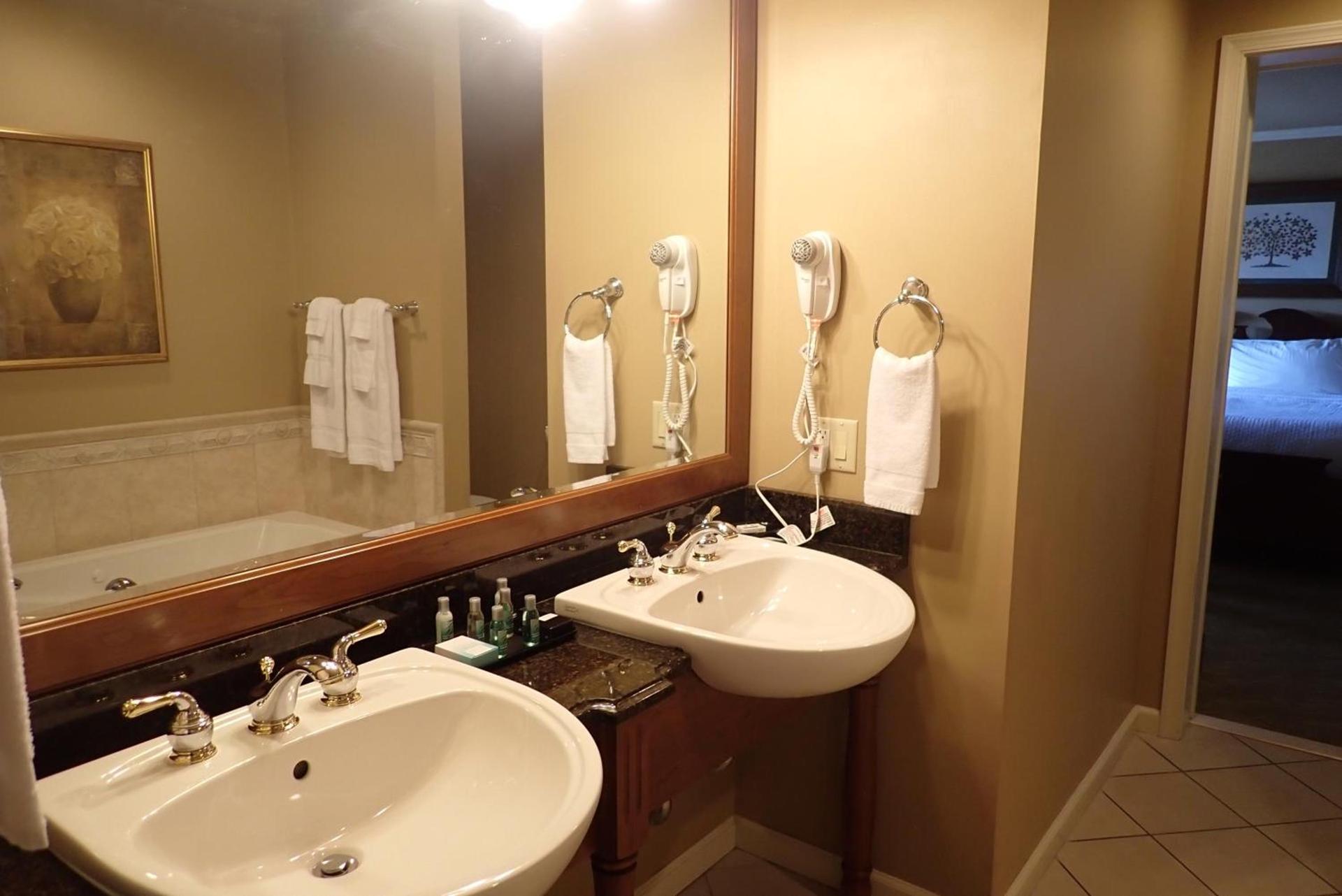Pine Barn Inn photo 29