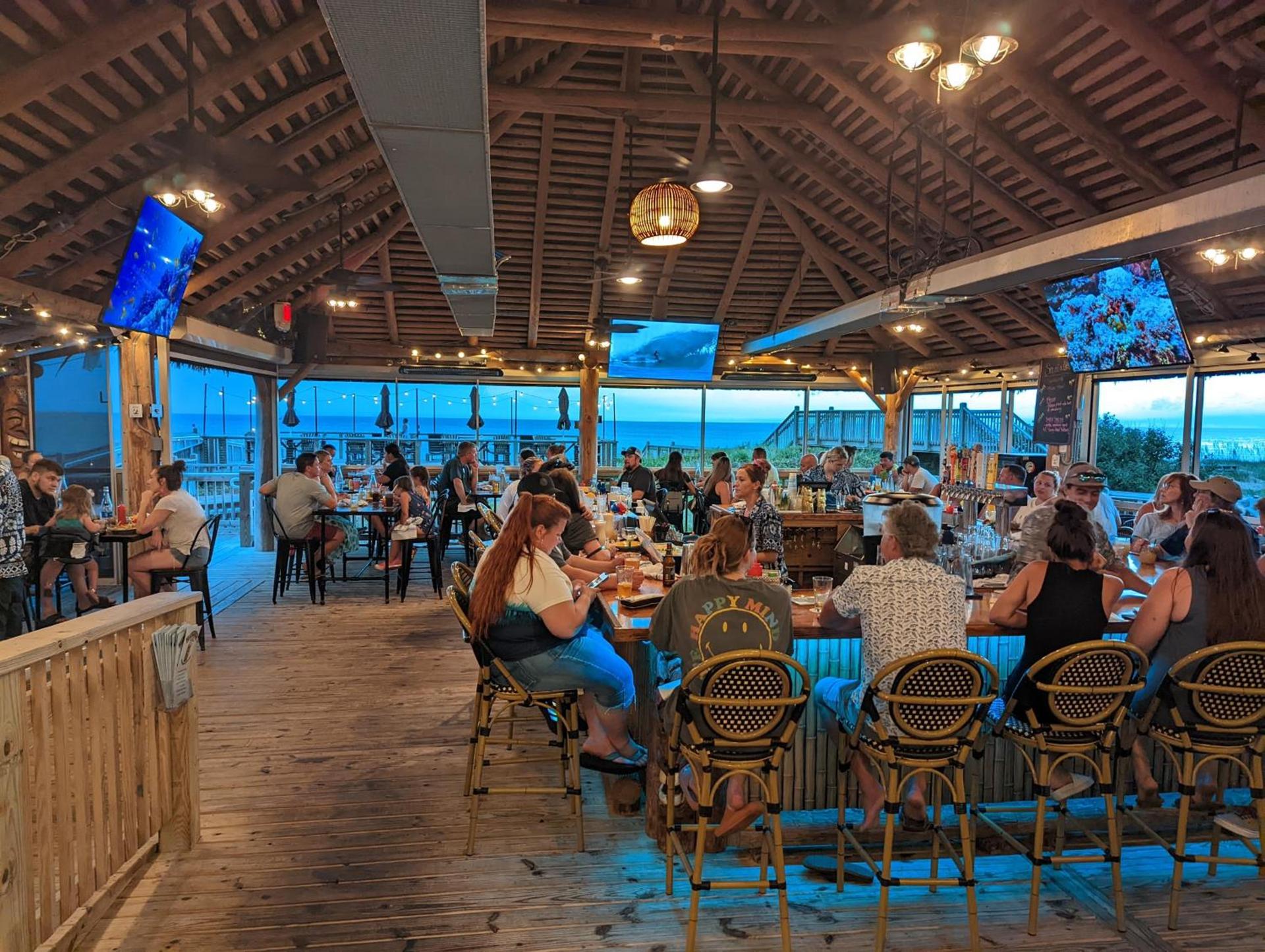 Ramada Plaza by Wyndham Nags Head Oceanfront photo 23