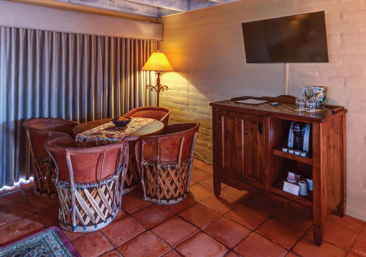 Hacienda del Sol Guest Ranch Resort photo 39