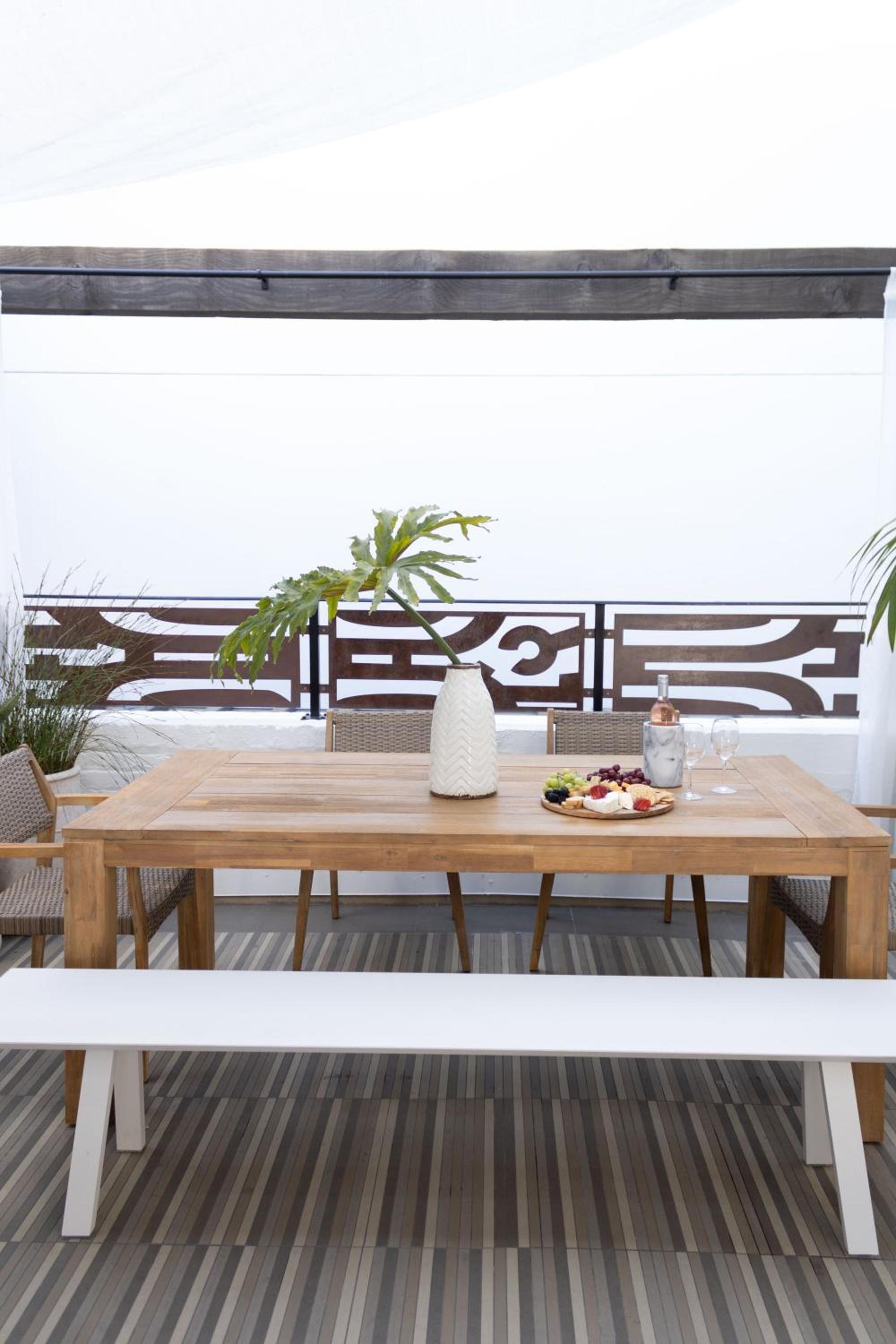 Riviera Beach House photo 8