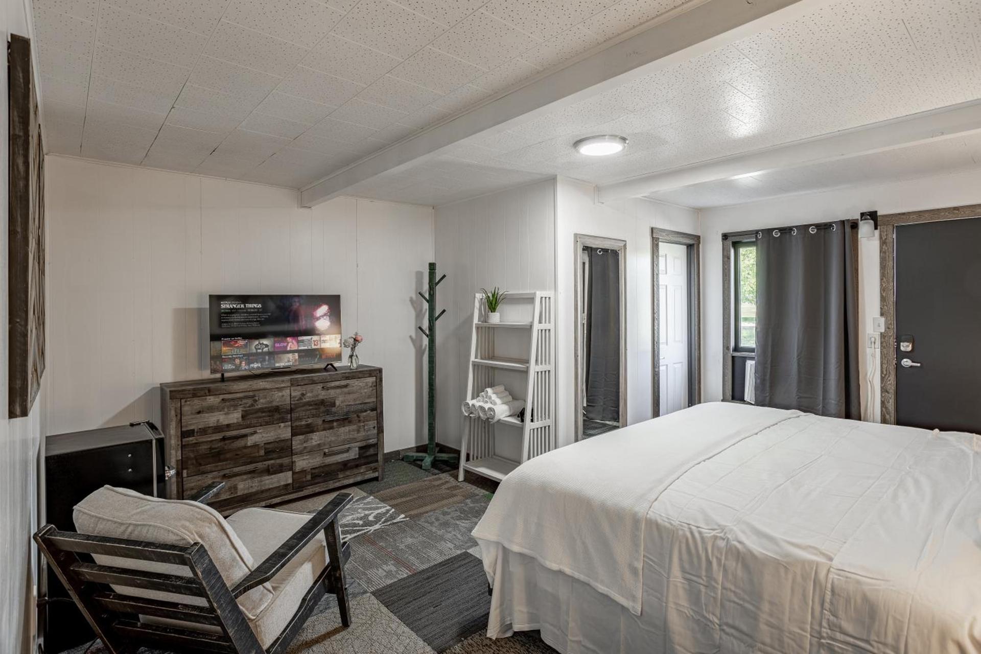 Copperhead Lodge photo 21