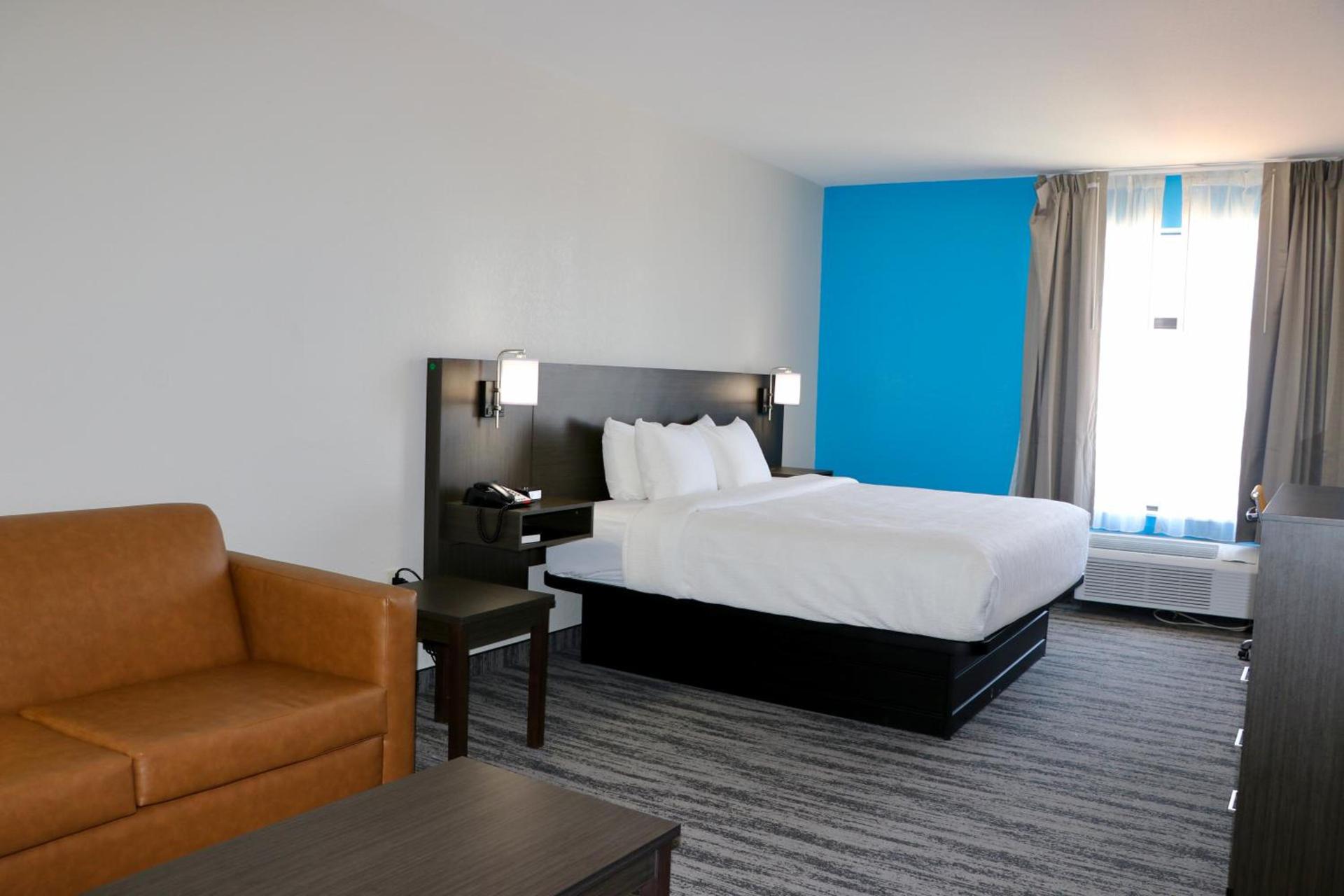 Quality Inn & Suites Buda photo 12