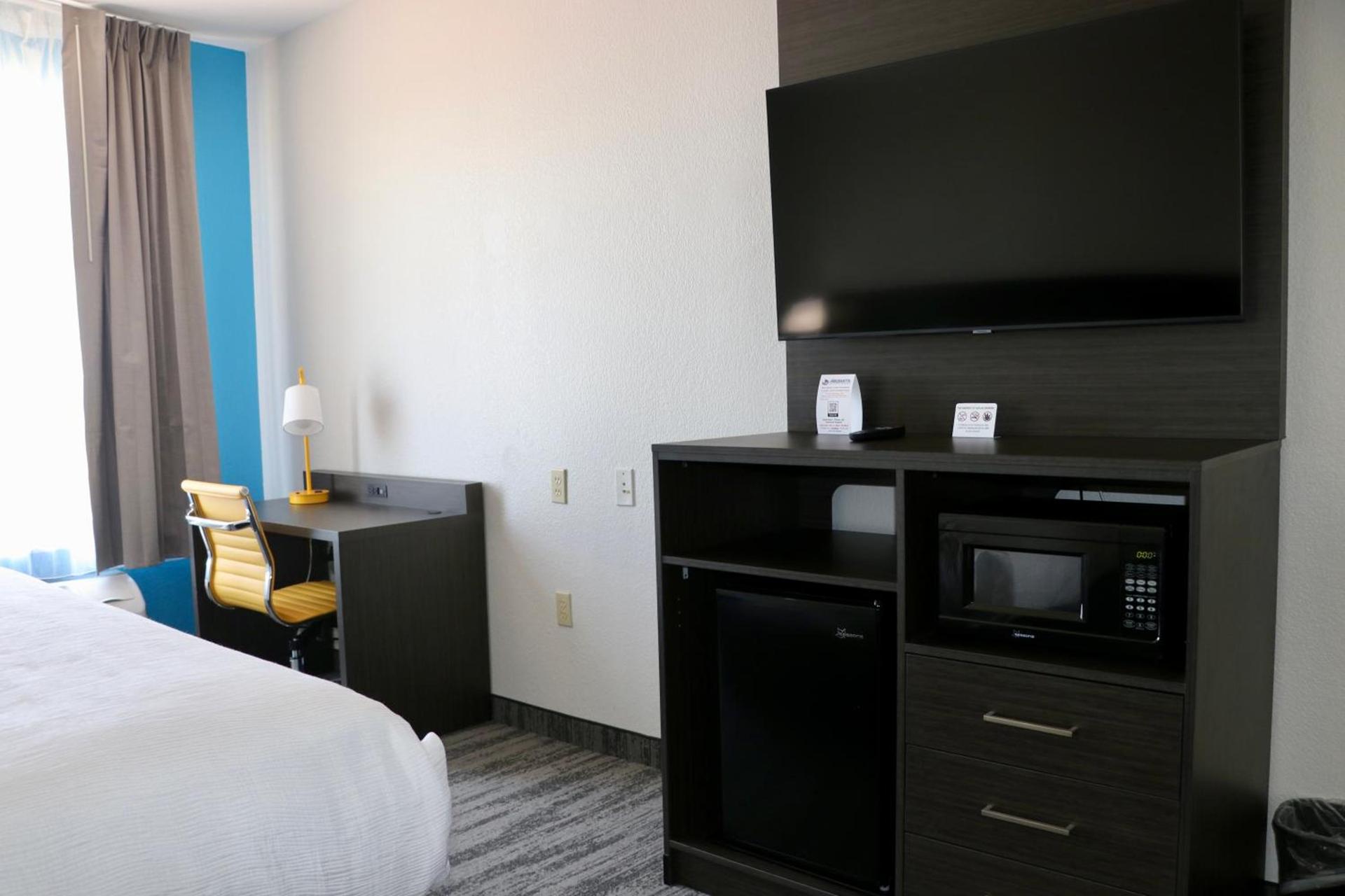 Quality Inn & Suites Buda photo 13