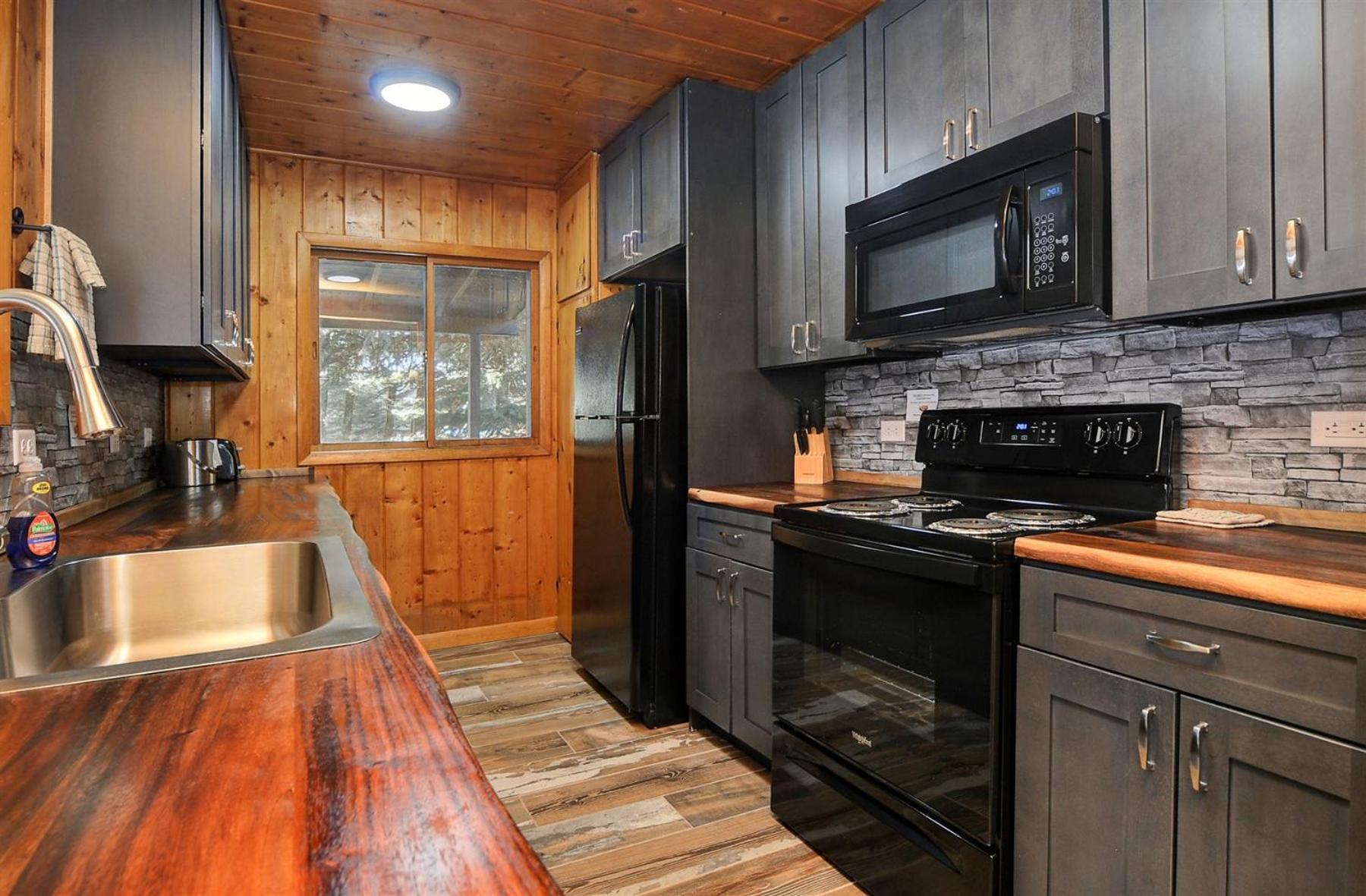 Vista Court Cabins & Lodge photo 17