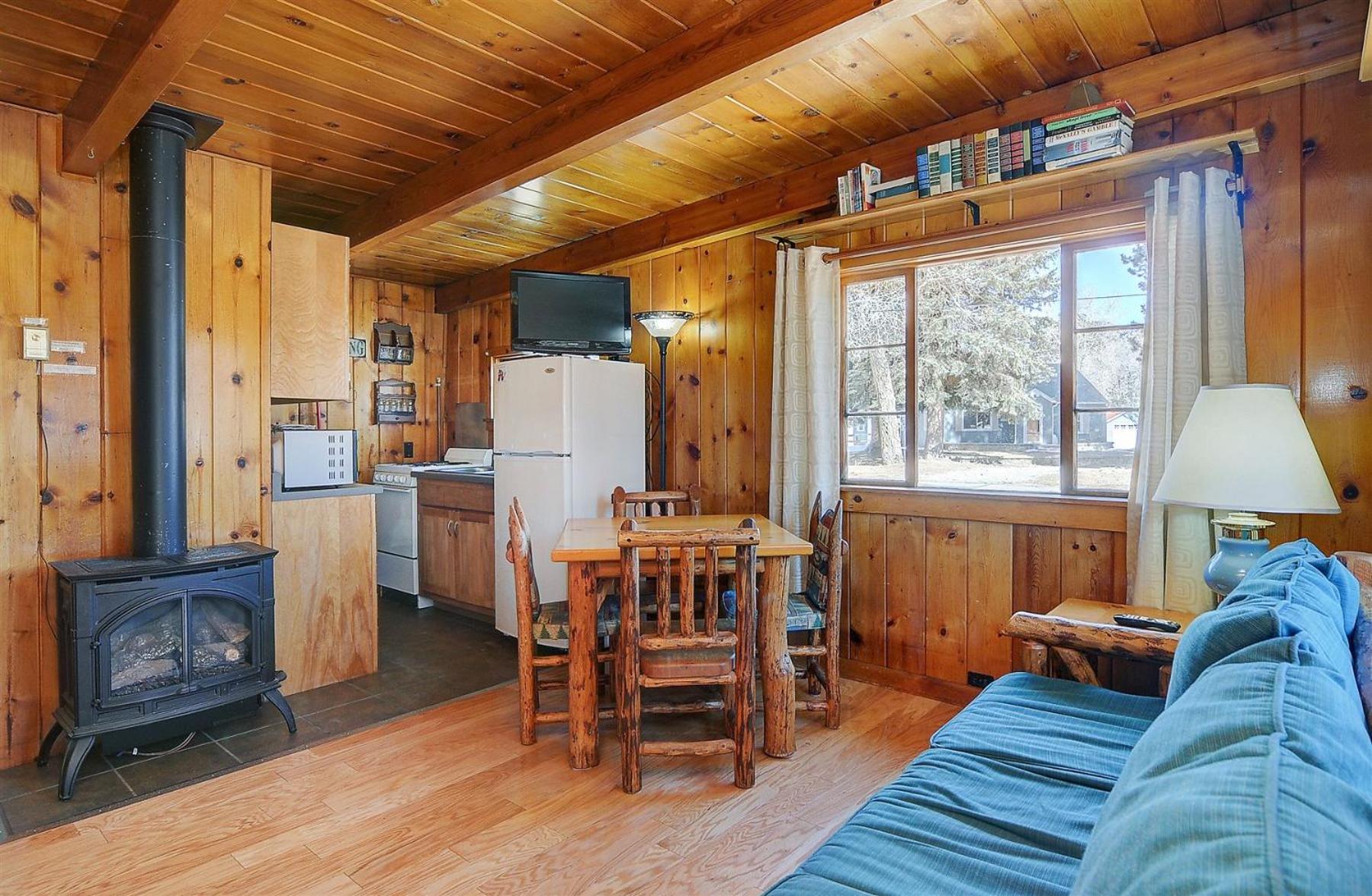 Vista Court Cabins & Lodge photo 19