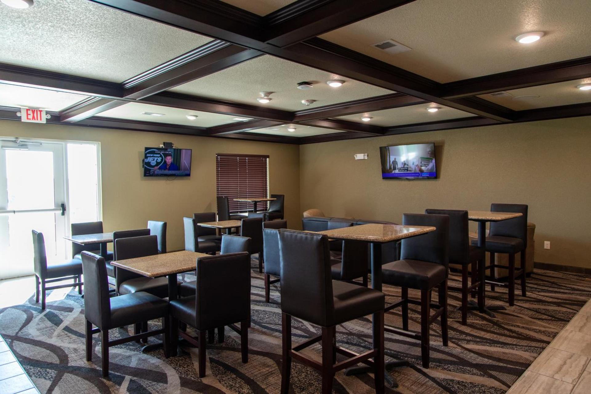 Cobblestone Inn & Suites -Springfield photo 23