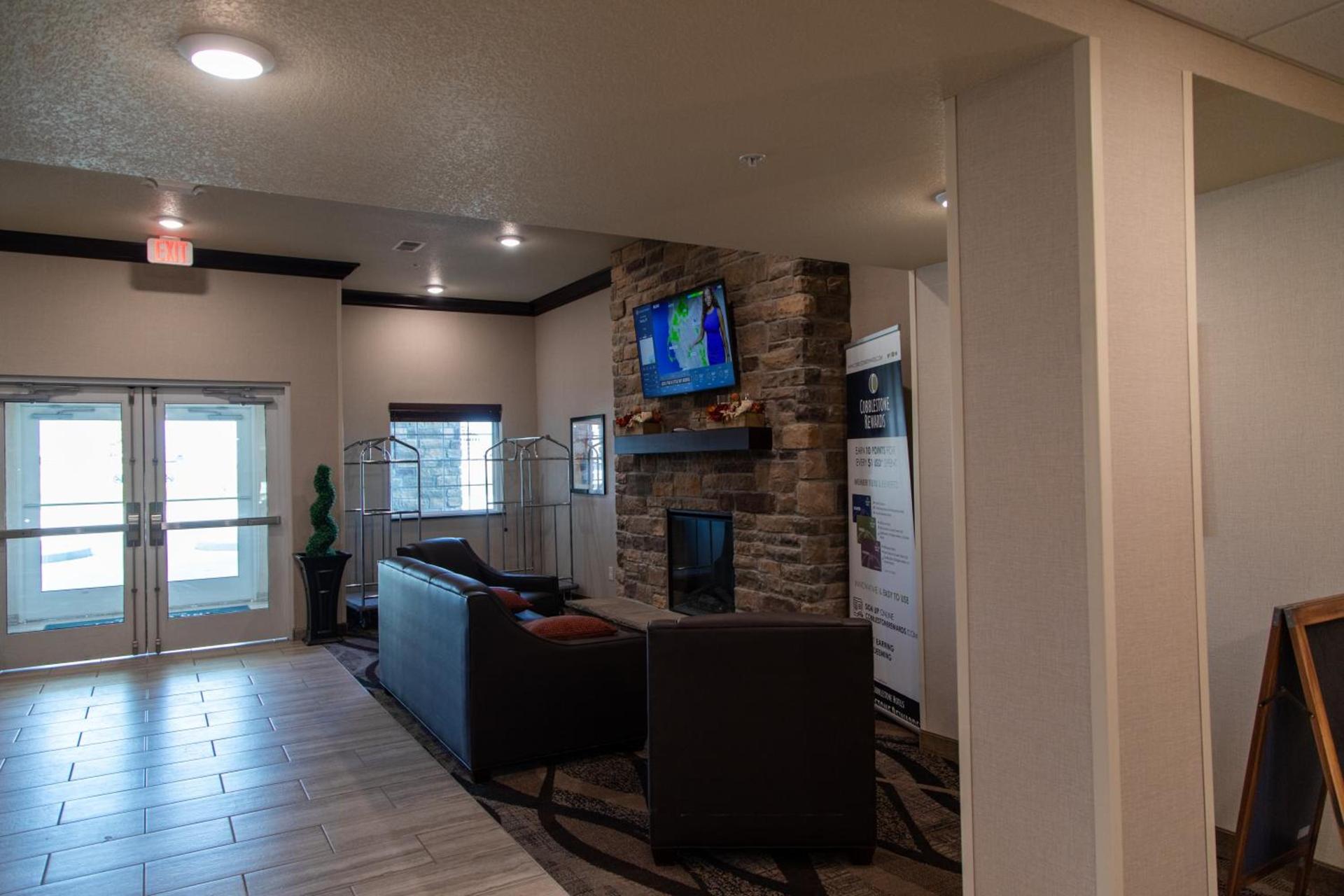 Cobblestone Inn & Suites -Springfield photo 25