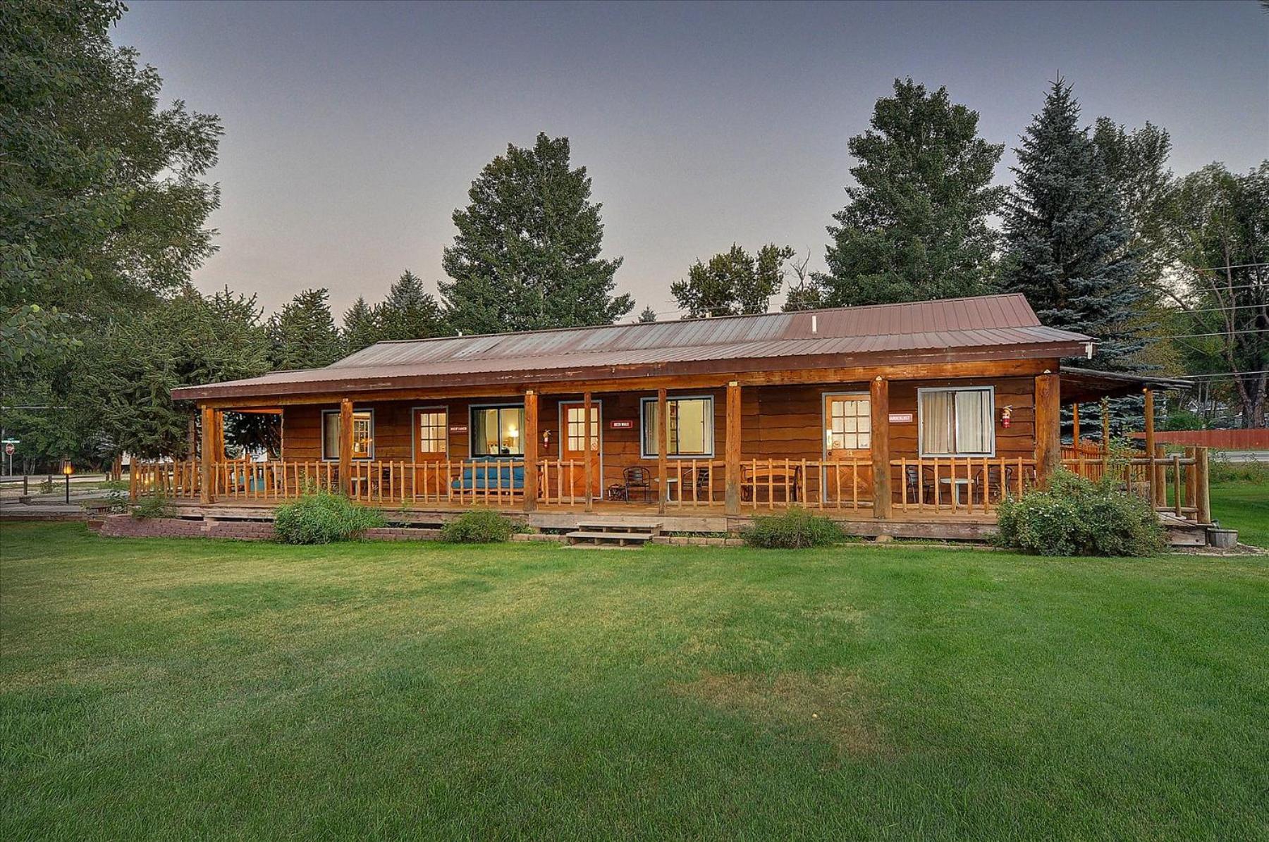Vista Court Cabins & Lodge photo 23