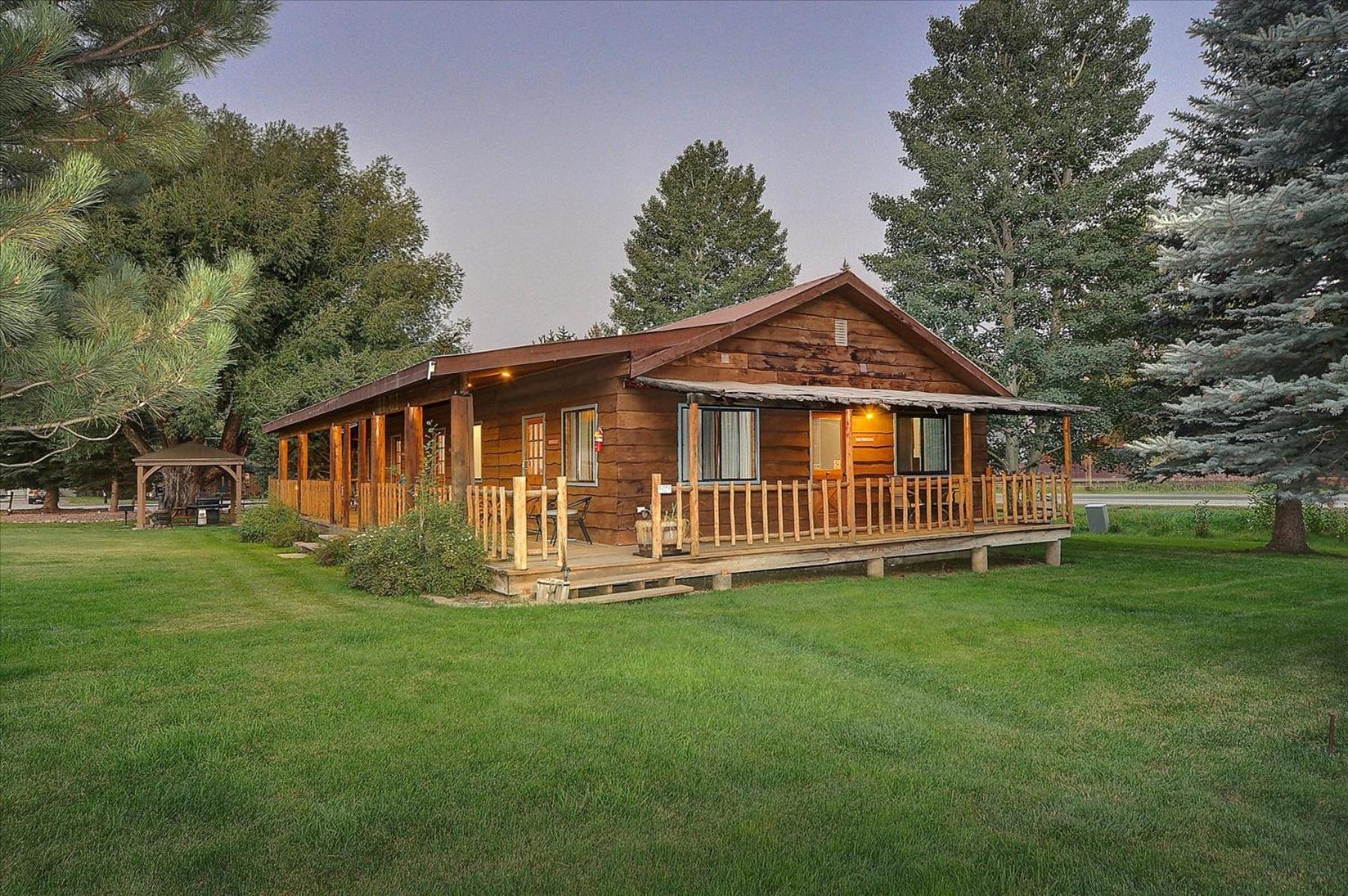 Vista Court Cabins & Lodge photo 24