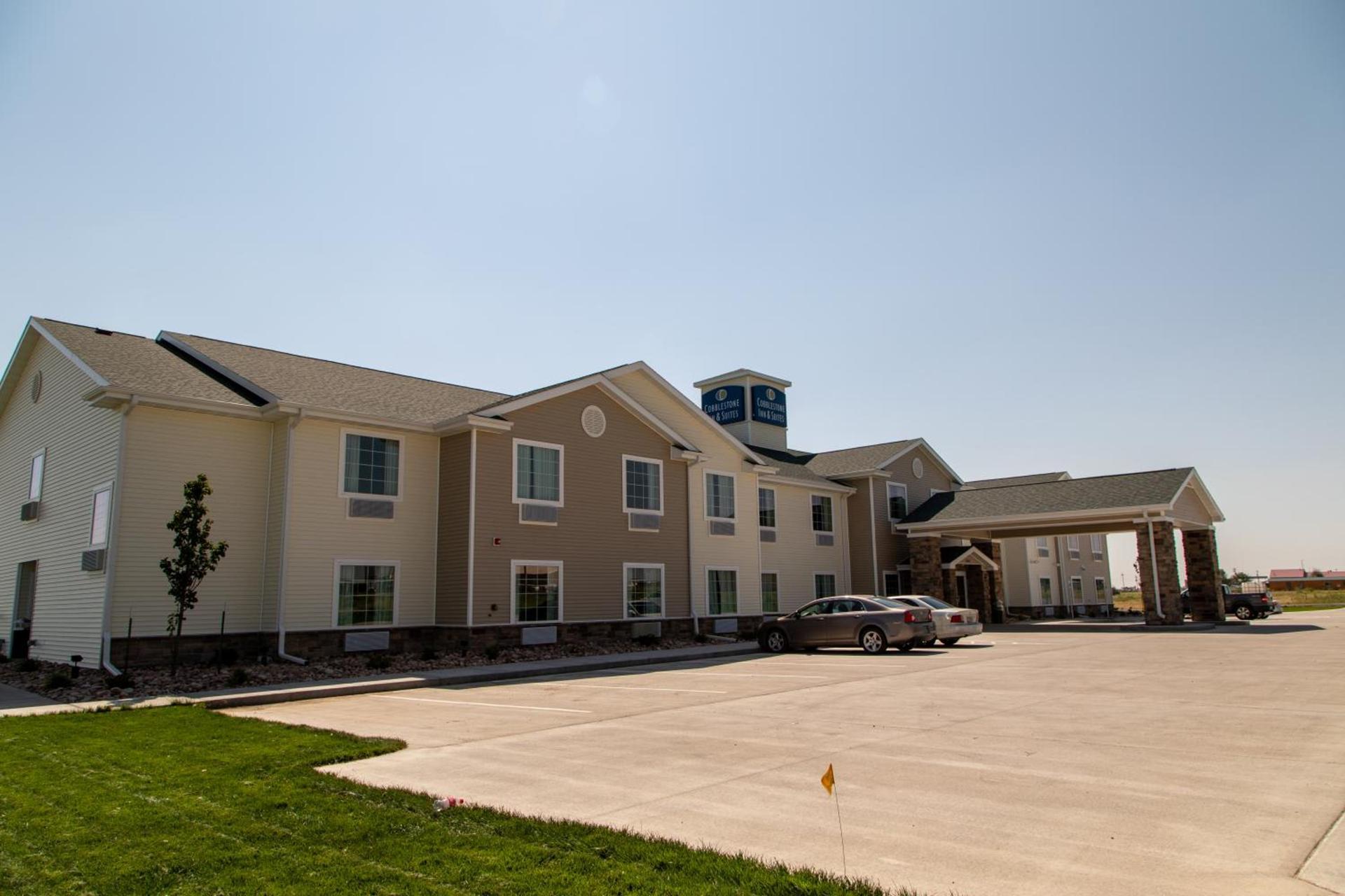 Cobblestone Inn & Suites -Springfield photo 1