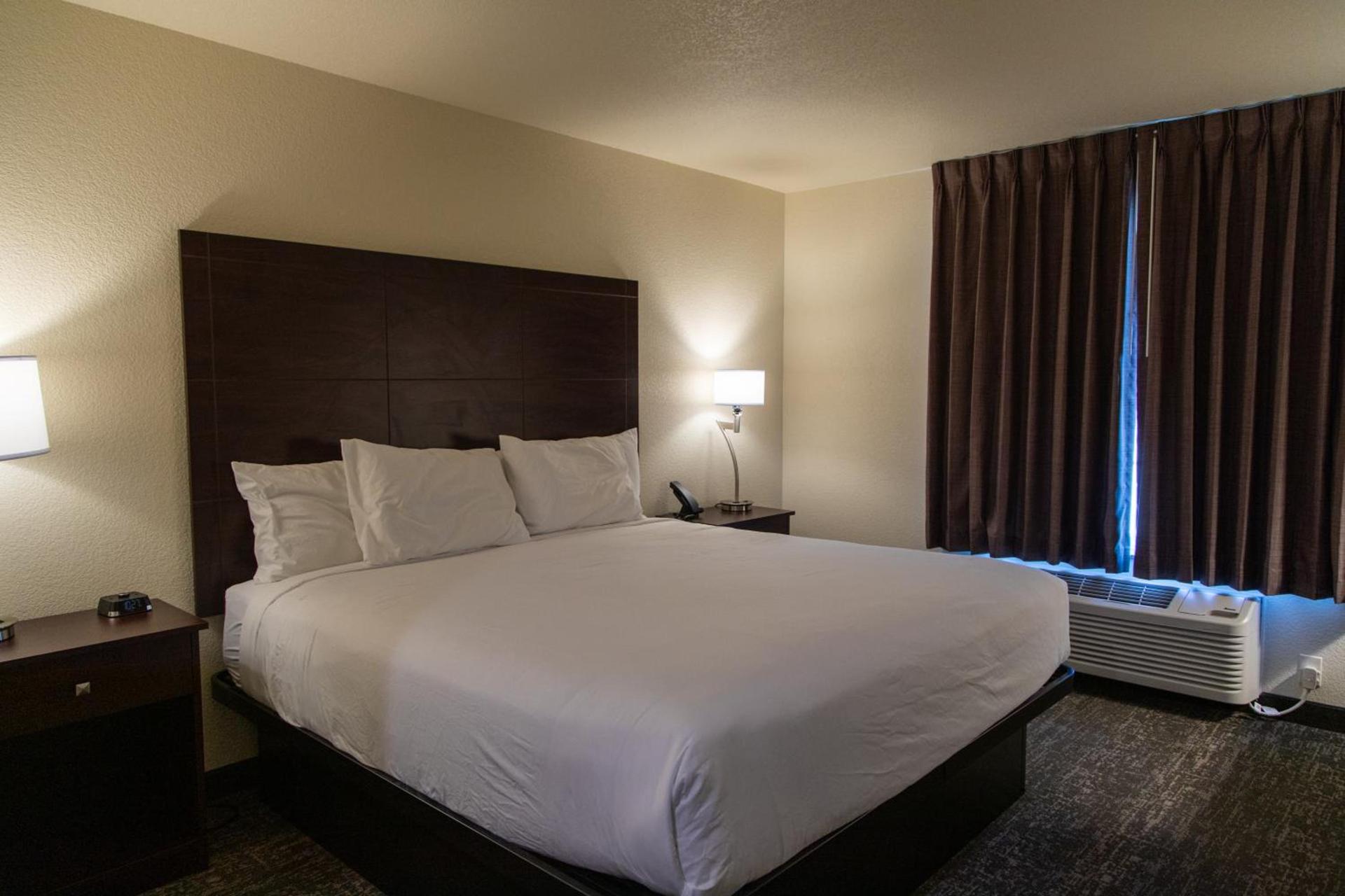 Cobblestone Inn & Suites -Springfield photo 38