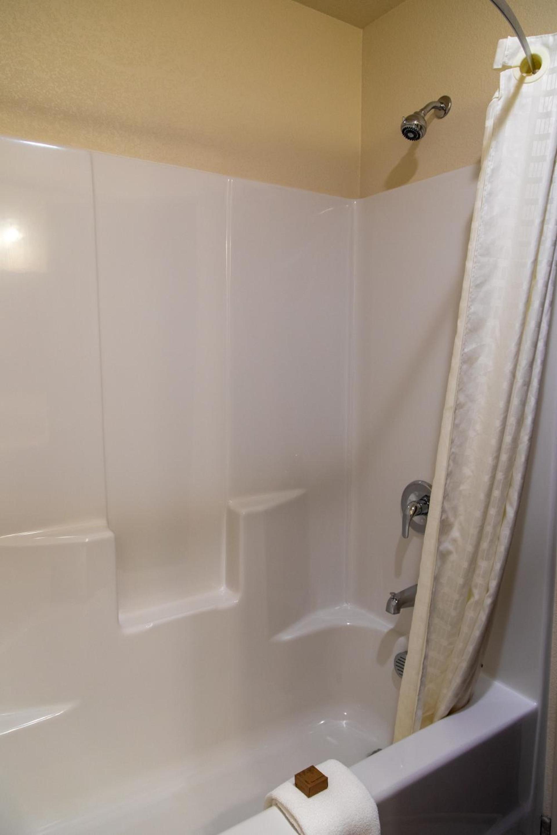 Cobblestone Inn & Suites -Springfield photo 39
