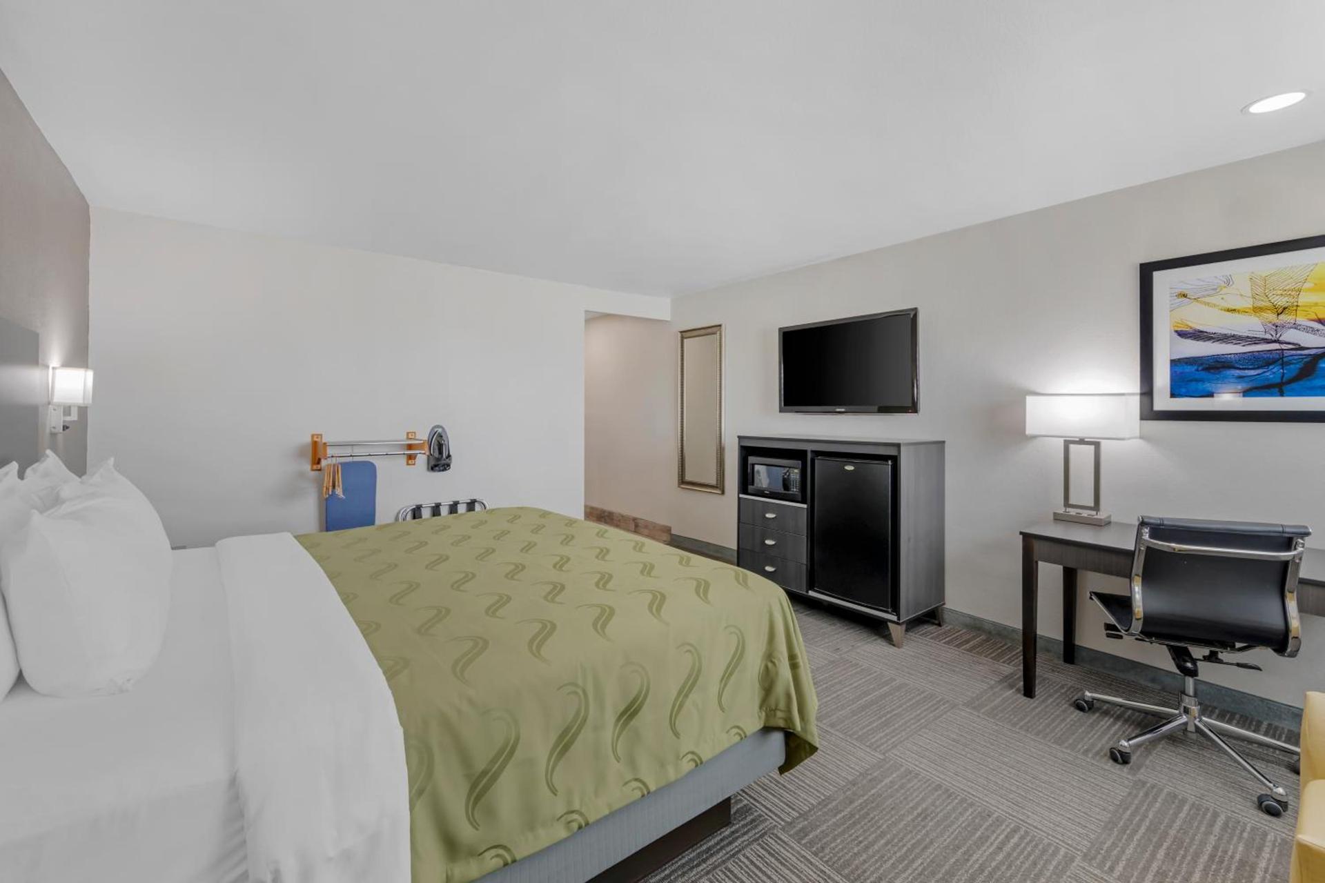 Quality Inn Kettleman City near Hwy 41 photo 53