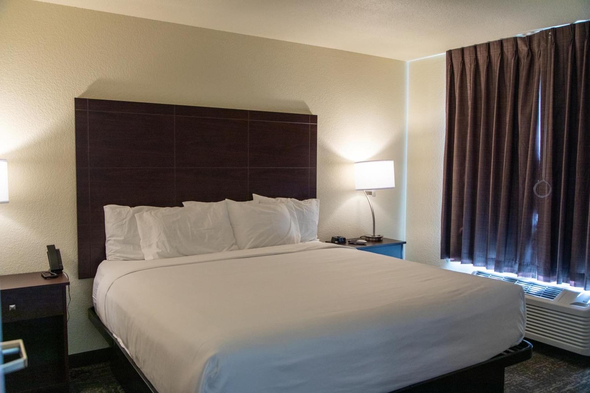 Cobblestone Inn & Suites -Springfield photo 18