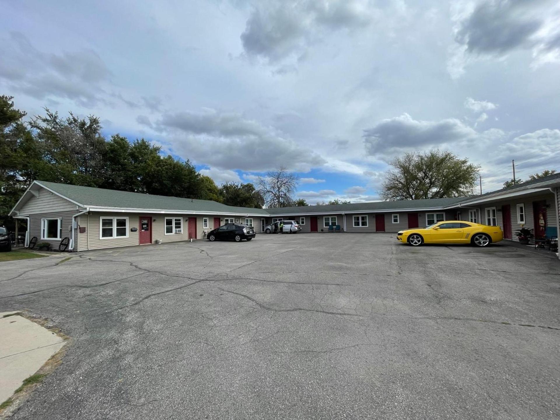 The Village Motel photo 7