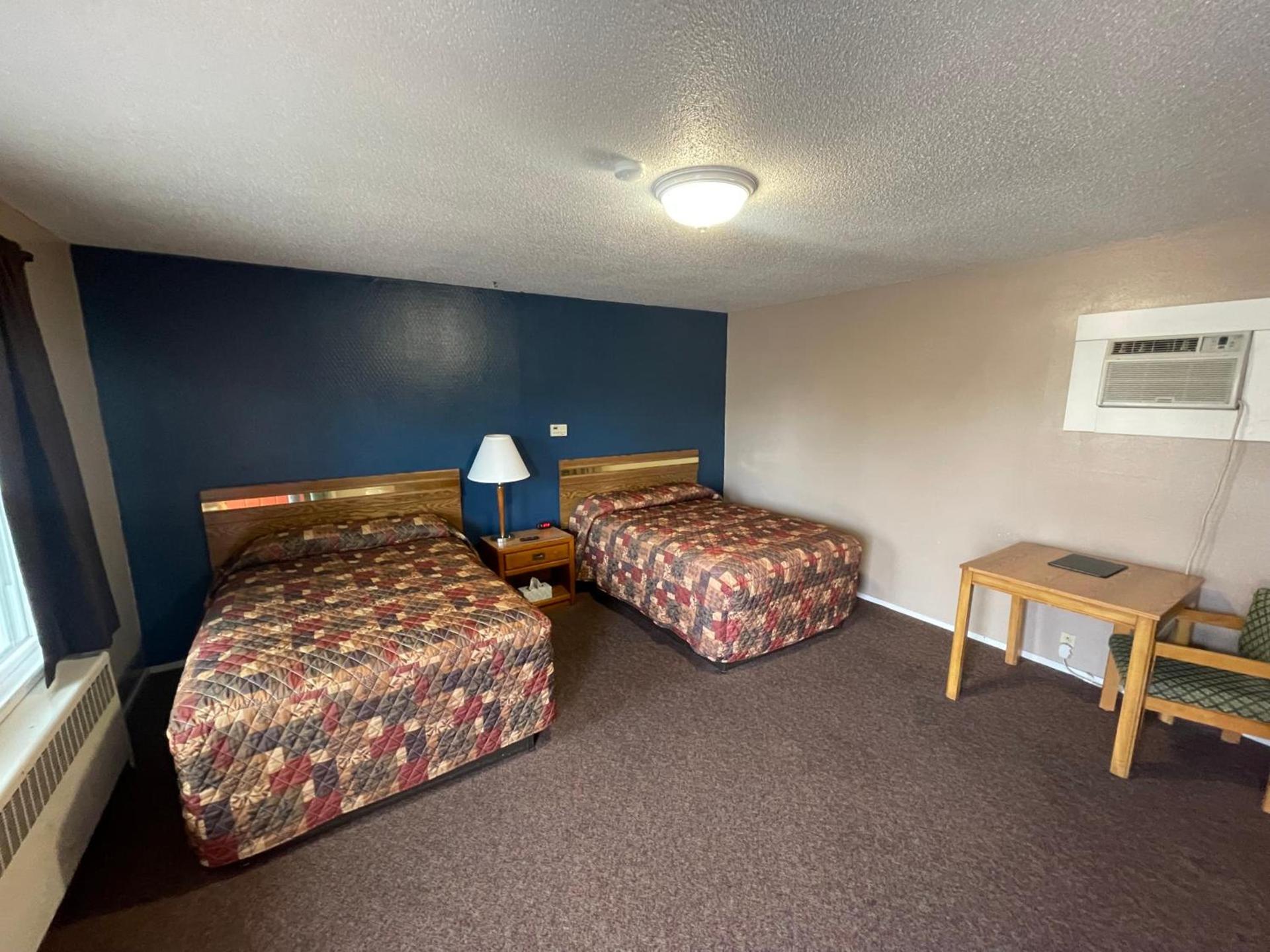 The Village Motel photo 6