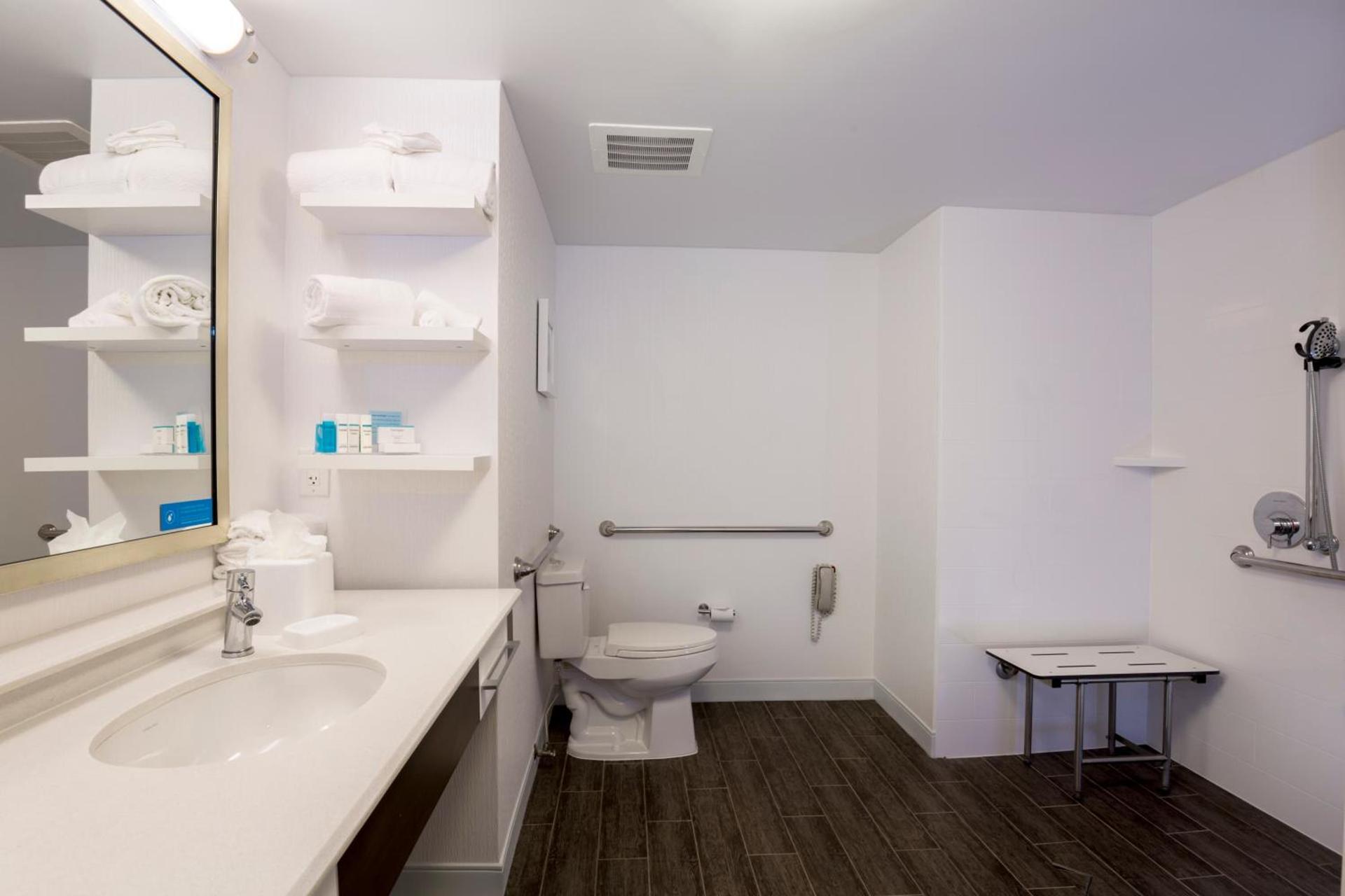 Hampton Inn Santa Barbara/Goleta photo 36