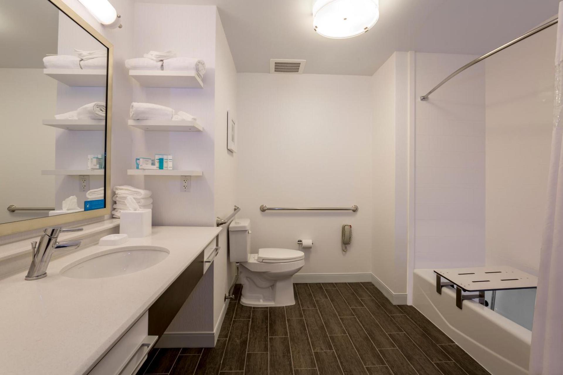 Hampton Inn Santa Barbara/Goleta photo 35