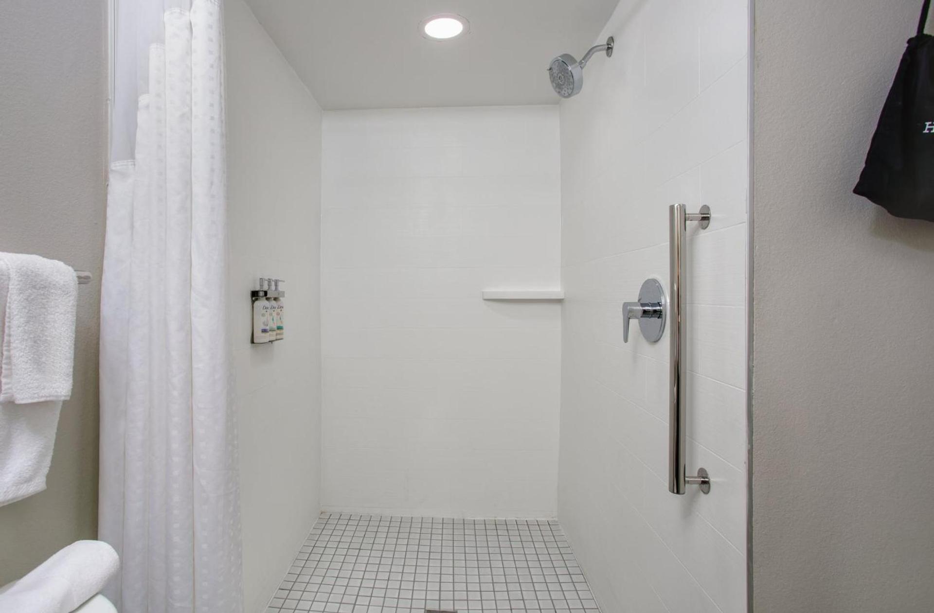 Holiday Inn Express Hotel Clearwater East - ICOT Center by IHG photo 66
