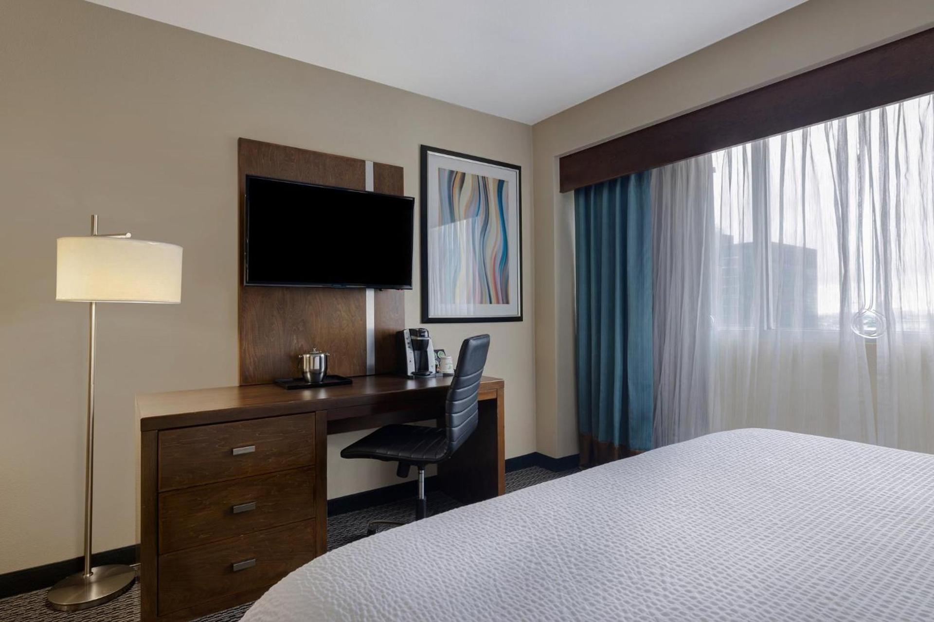 Holiday Inn Houston Downtown by IHG photo 72
