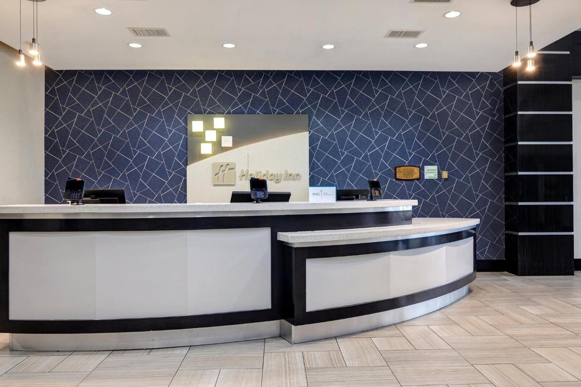 Holiday Inn Houston Downtown by IHG photo 2