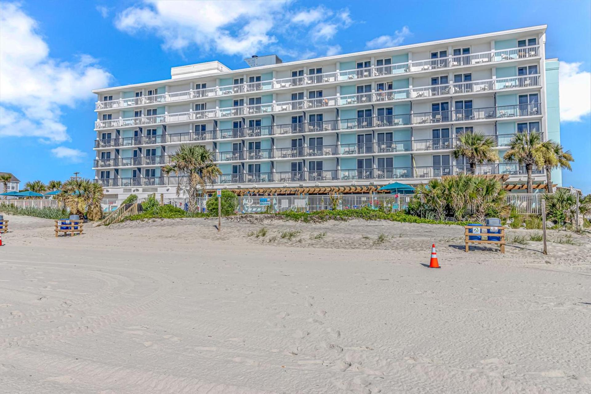 Holiday Inn Resort Oceanfront at Surfside Beach by IHG photo 19