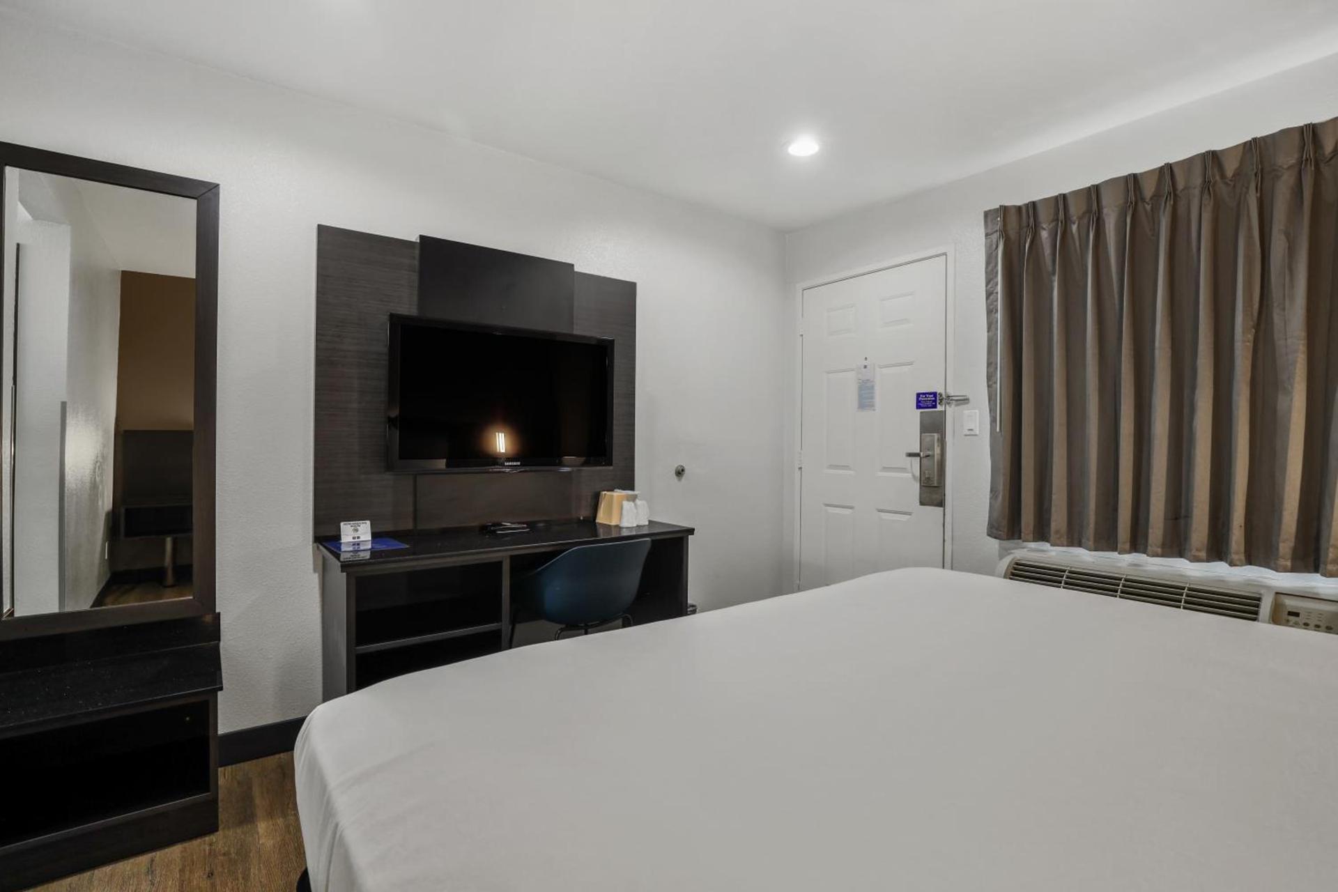 Motel 6-Escondido, CA photo 22