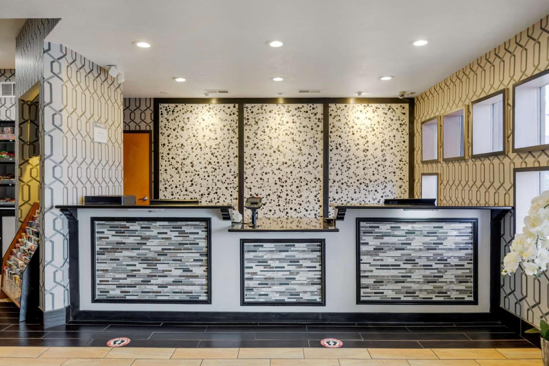 Best Western Plus Rockwall Inn & Suites photo 34