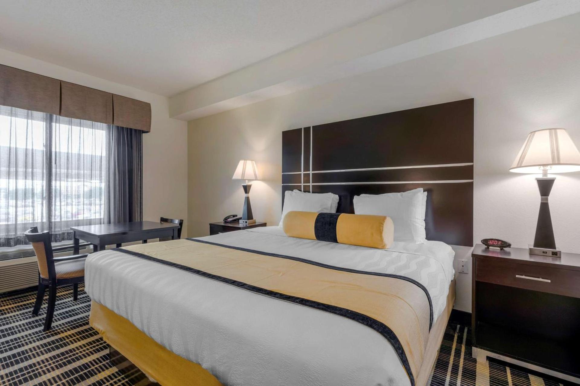 Best Western Plus Rockwall Inn & Suites photo 11