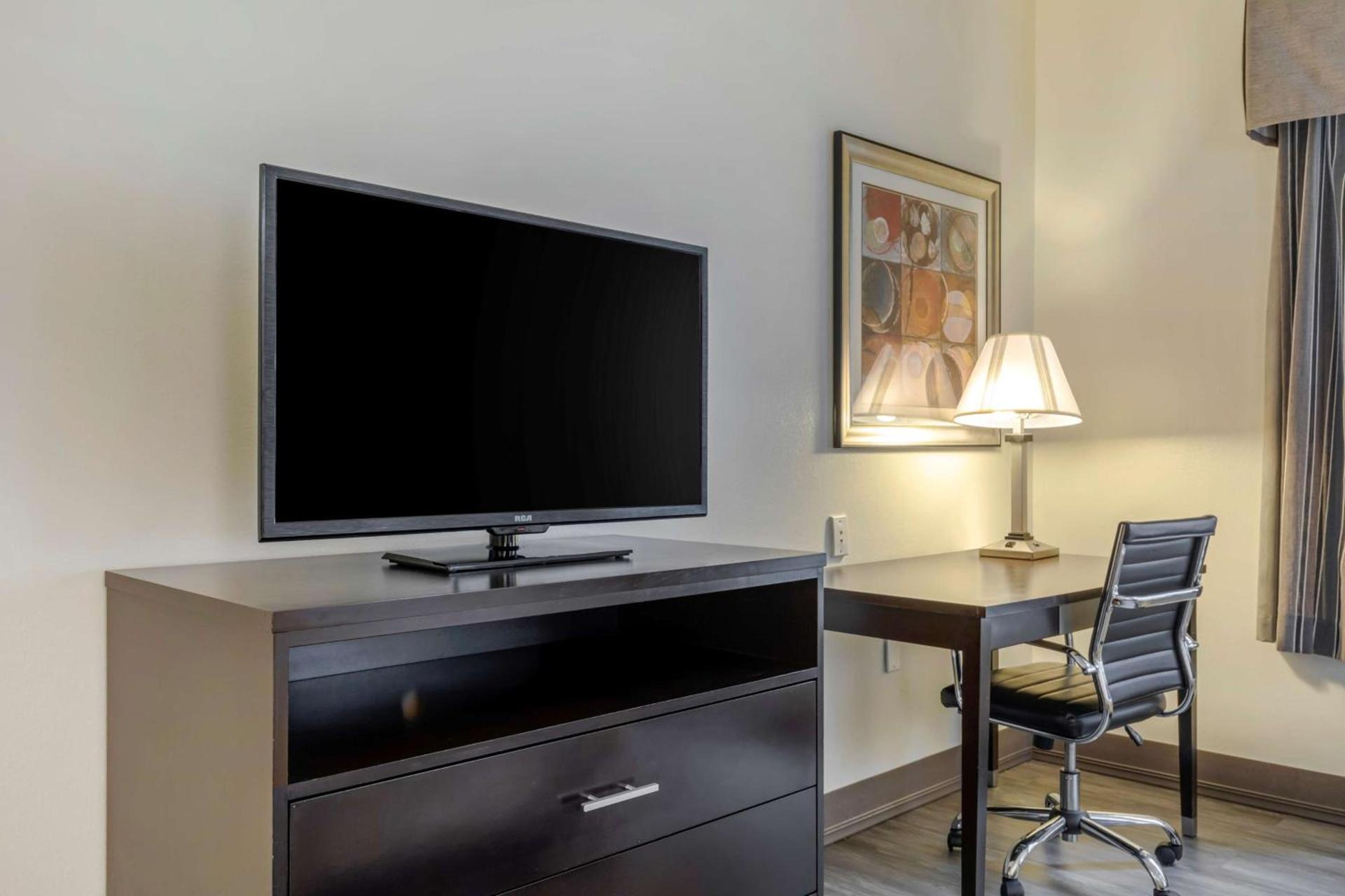 Best Western Plus Rockwall Inn & Suites photo 20