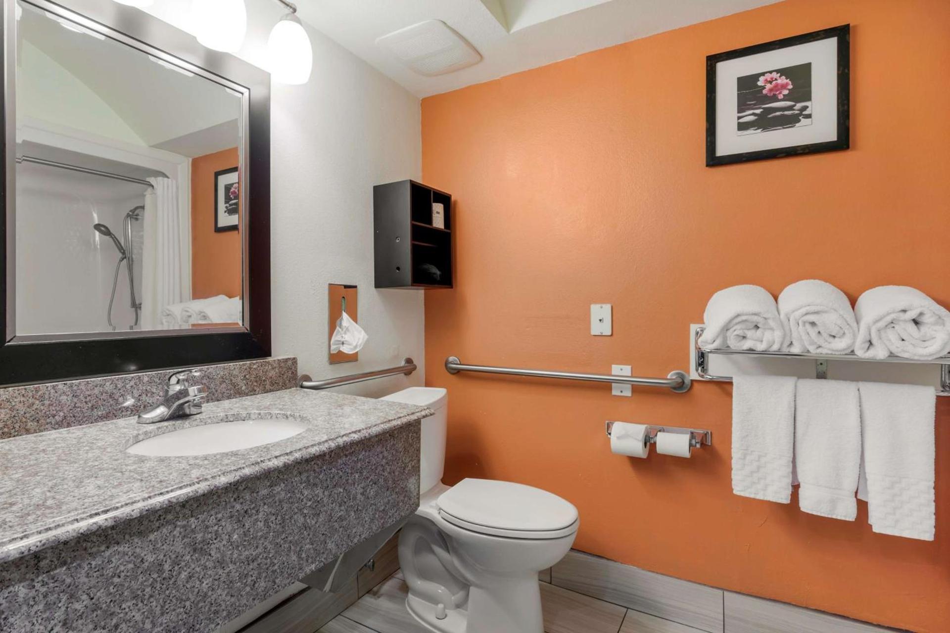 Best Western Plus Rockwall Inn & Suites photo 25