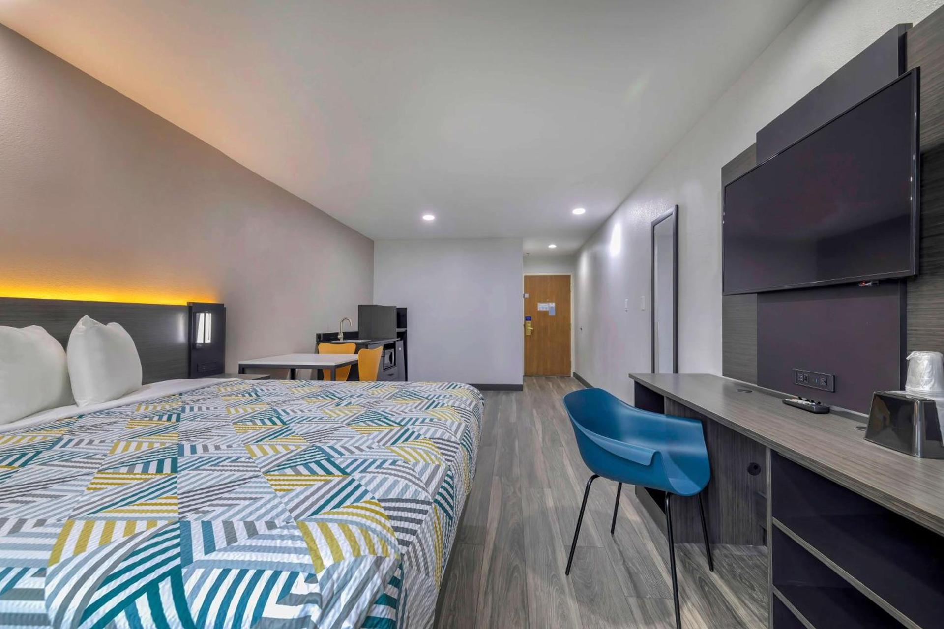 Motel 6-Fort Worth, TX - Burleson photo 10