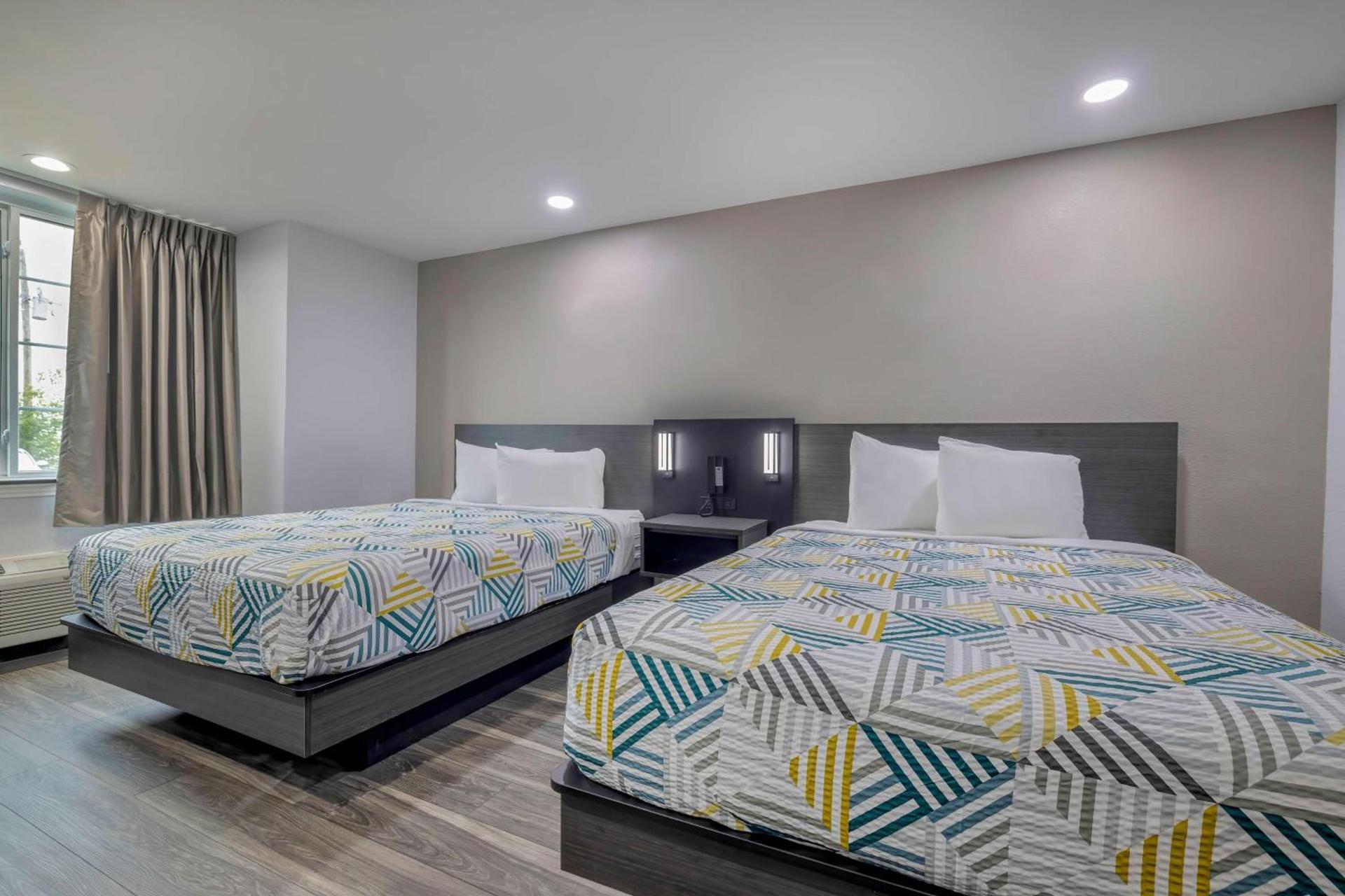 Motel 6-Fort Worth, TX - Burleson photo 16