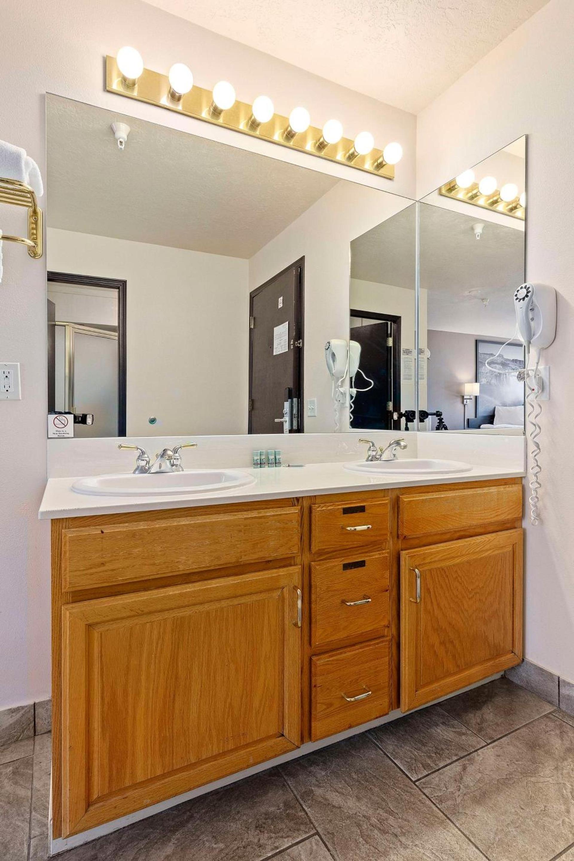 SureStay Hotel by Best Western Twin Falls photo 31