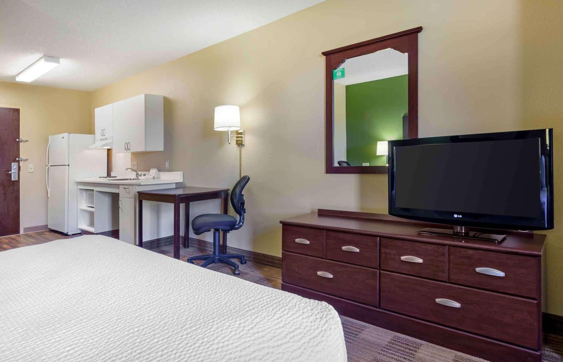 Extended Stay America Suites - Lynchburg - University Blvd photo 11