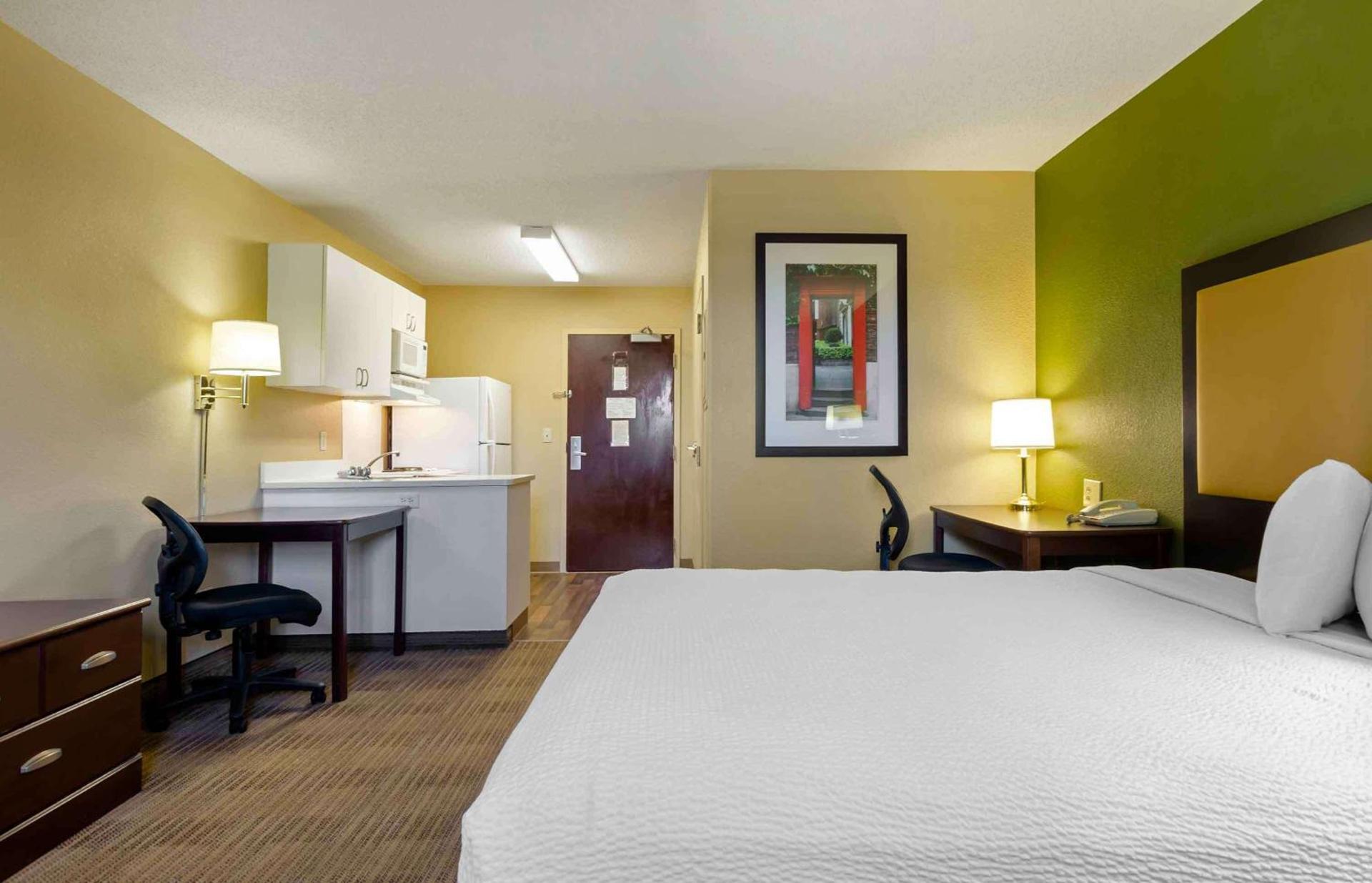 Extended Stay America Suites - Lynchburg - University Blvd photo 14