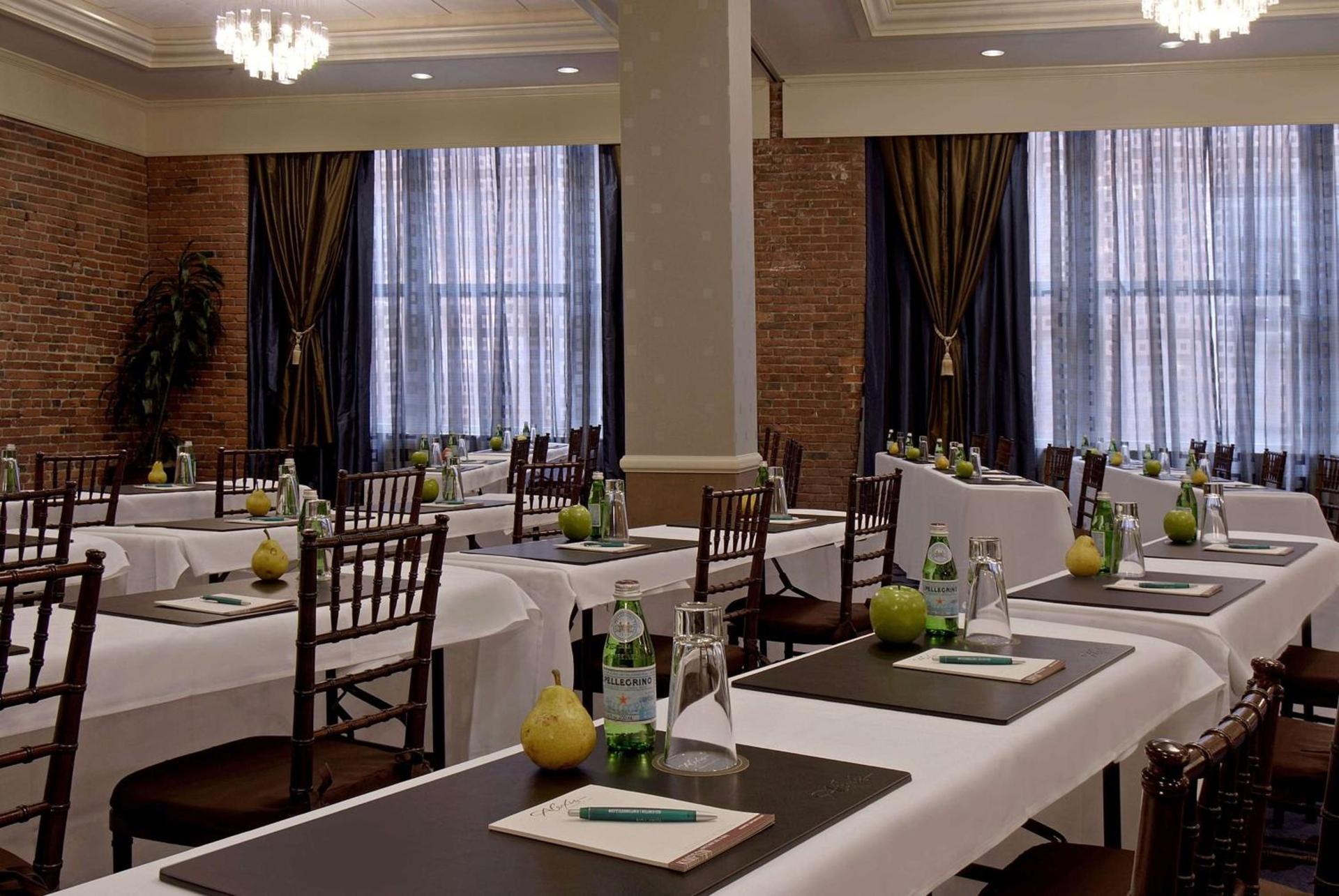 The Alexis Royal Sonesta Hotel Seattle photo 18